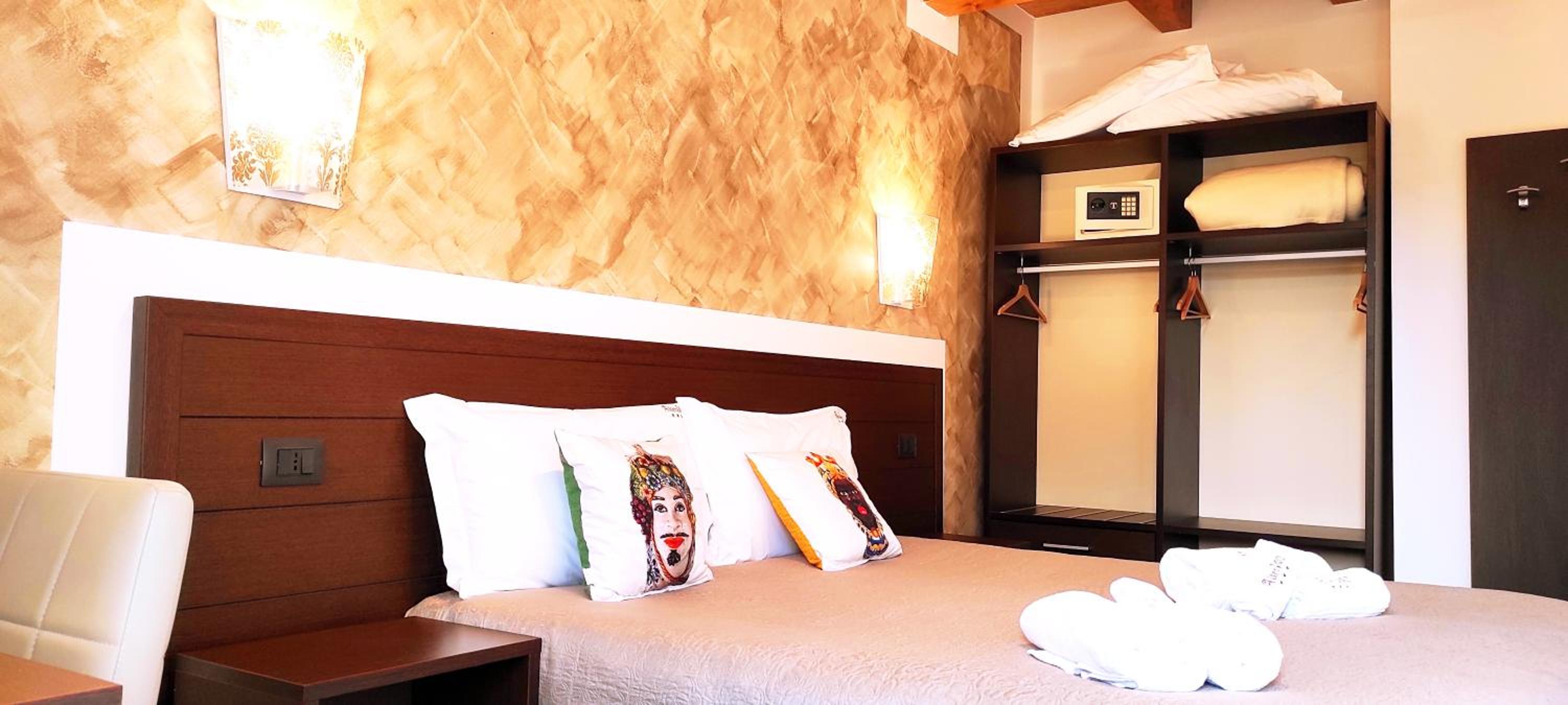 Double or Twin Room with Balcony
