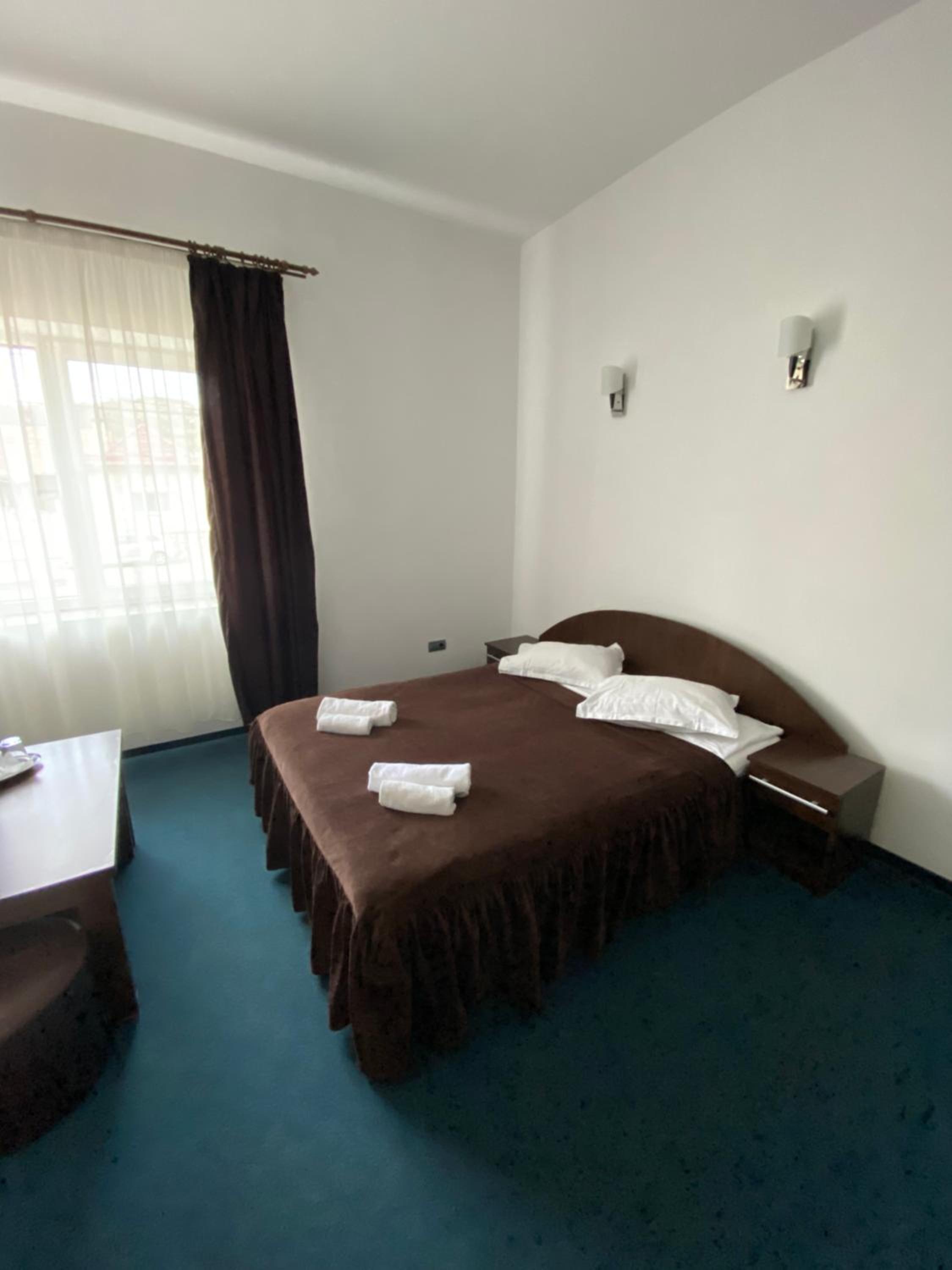 Triple Room - Photo 1