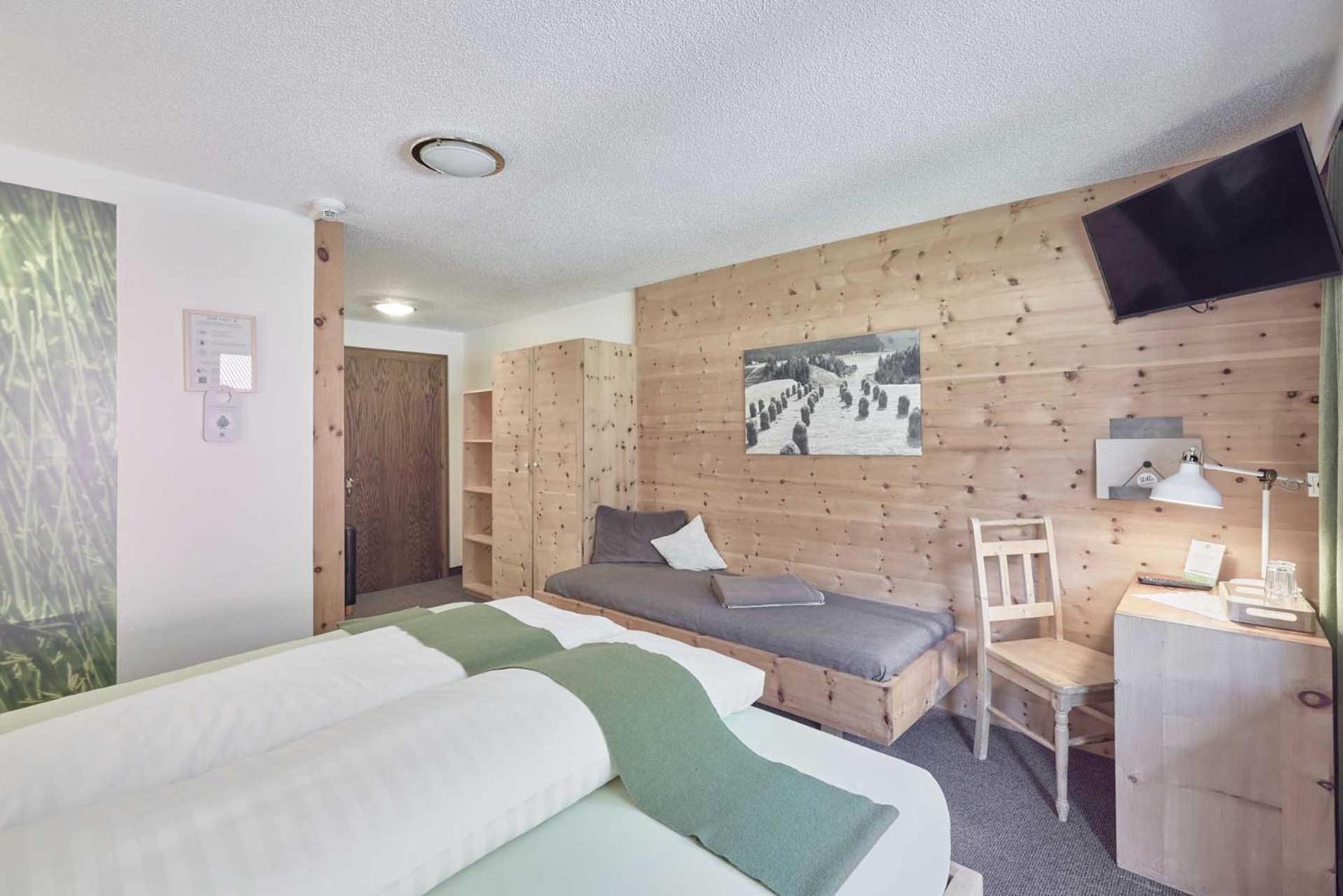 Classic Triple Room - Photo 6