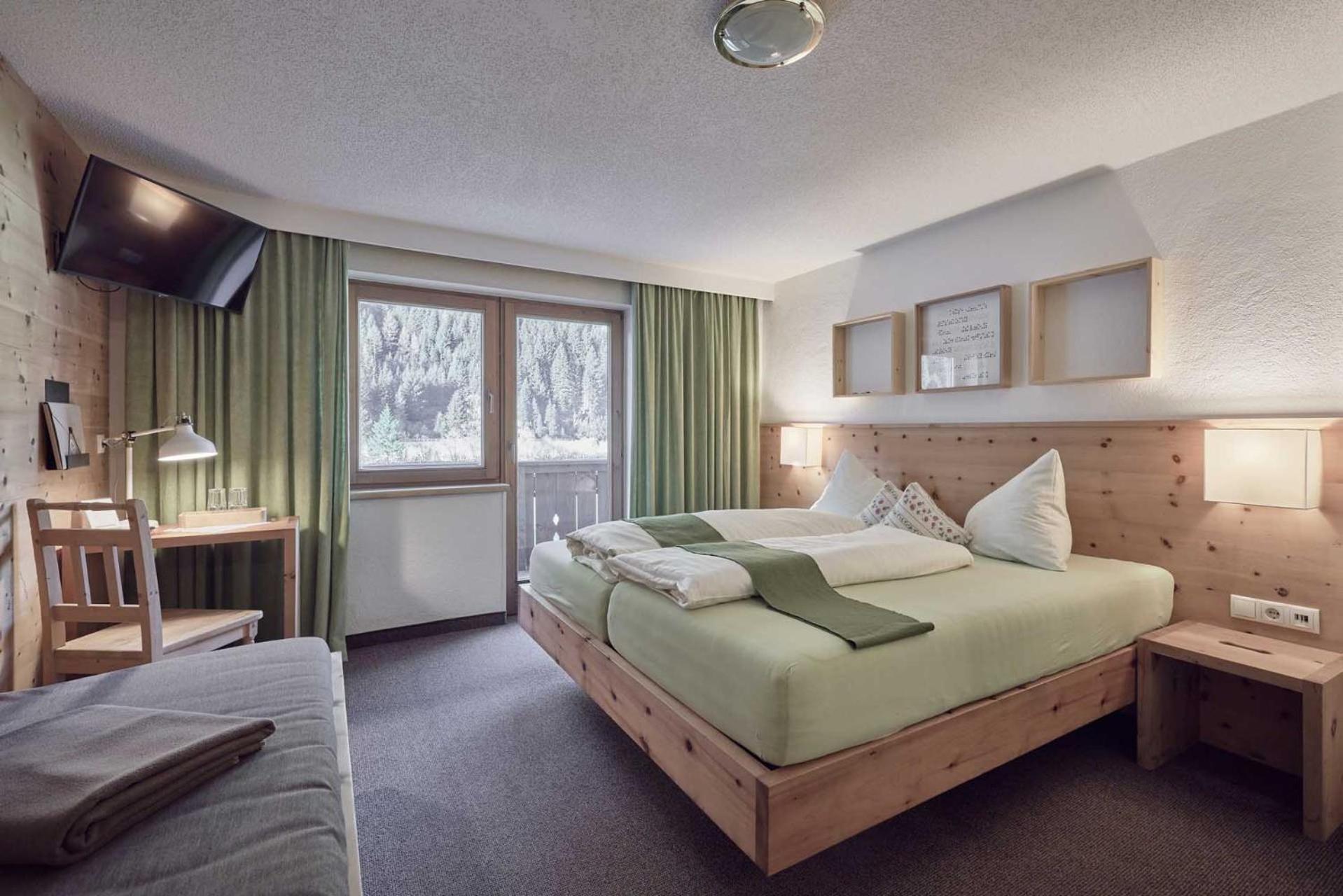 Classic Triple Room - Photo 7