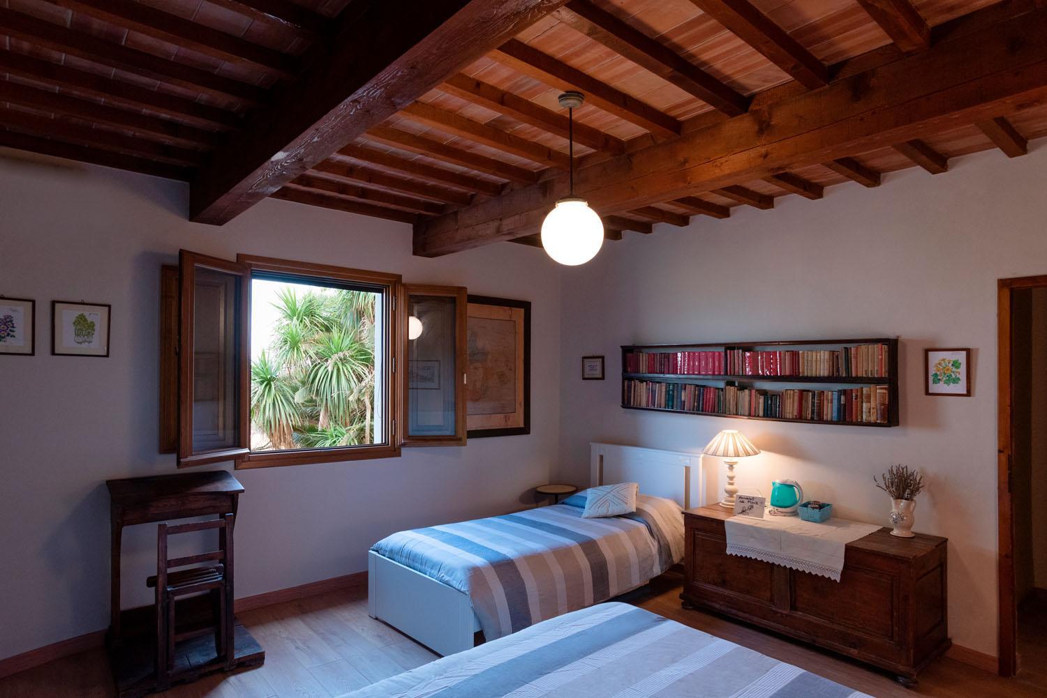 Double Room with Private Bathroom photo 3