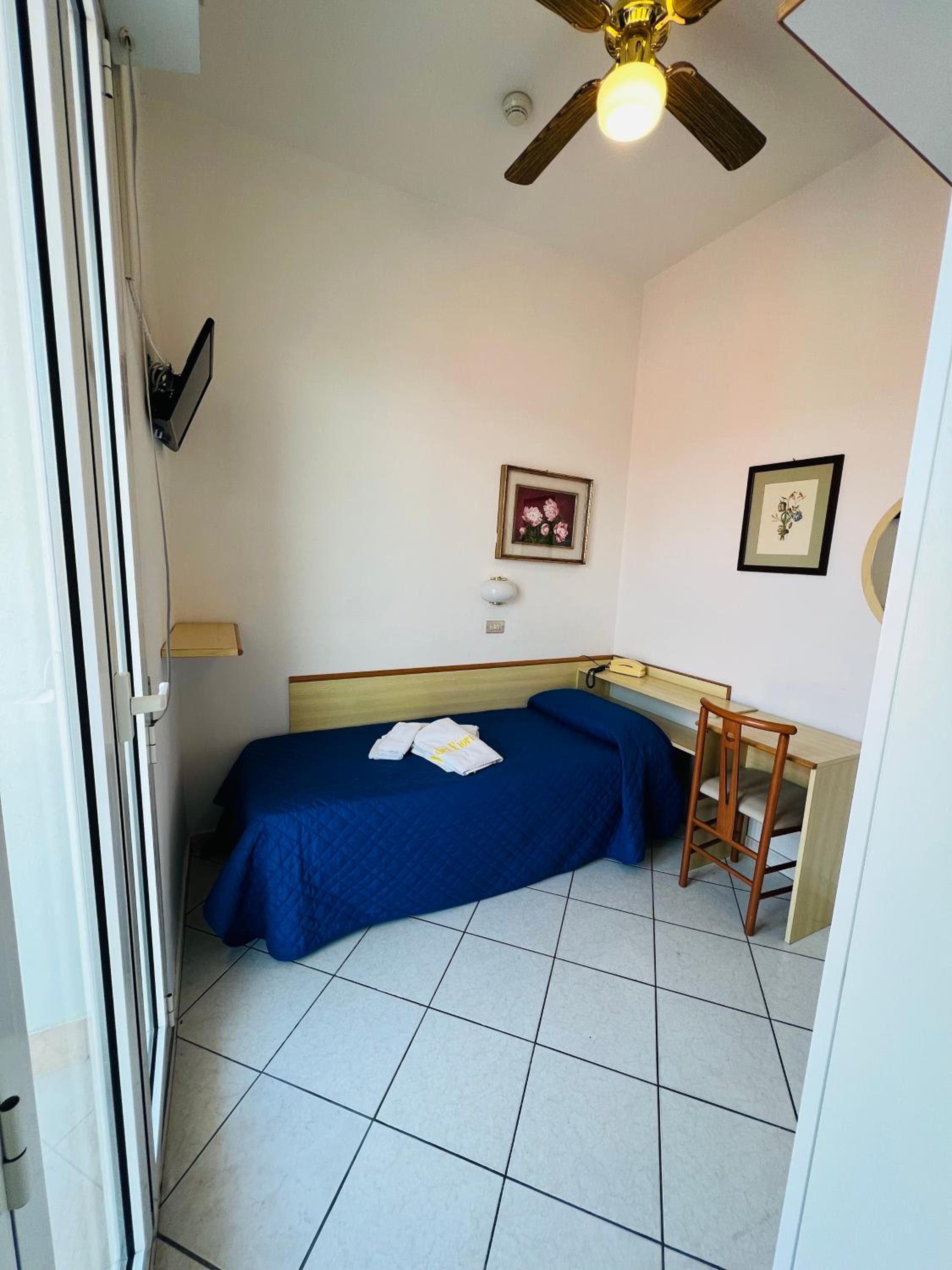 Single Room with Pool View