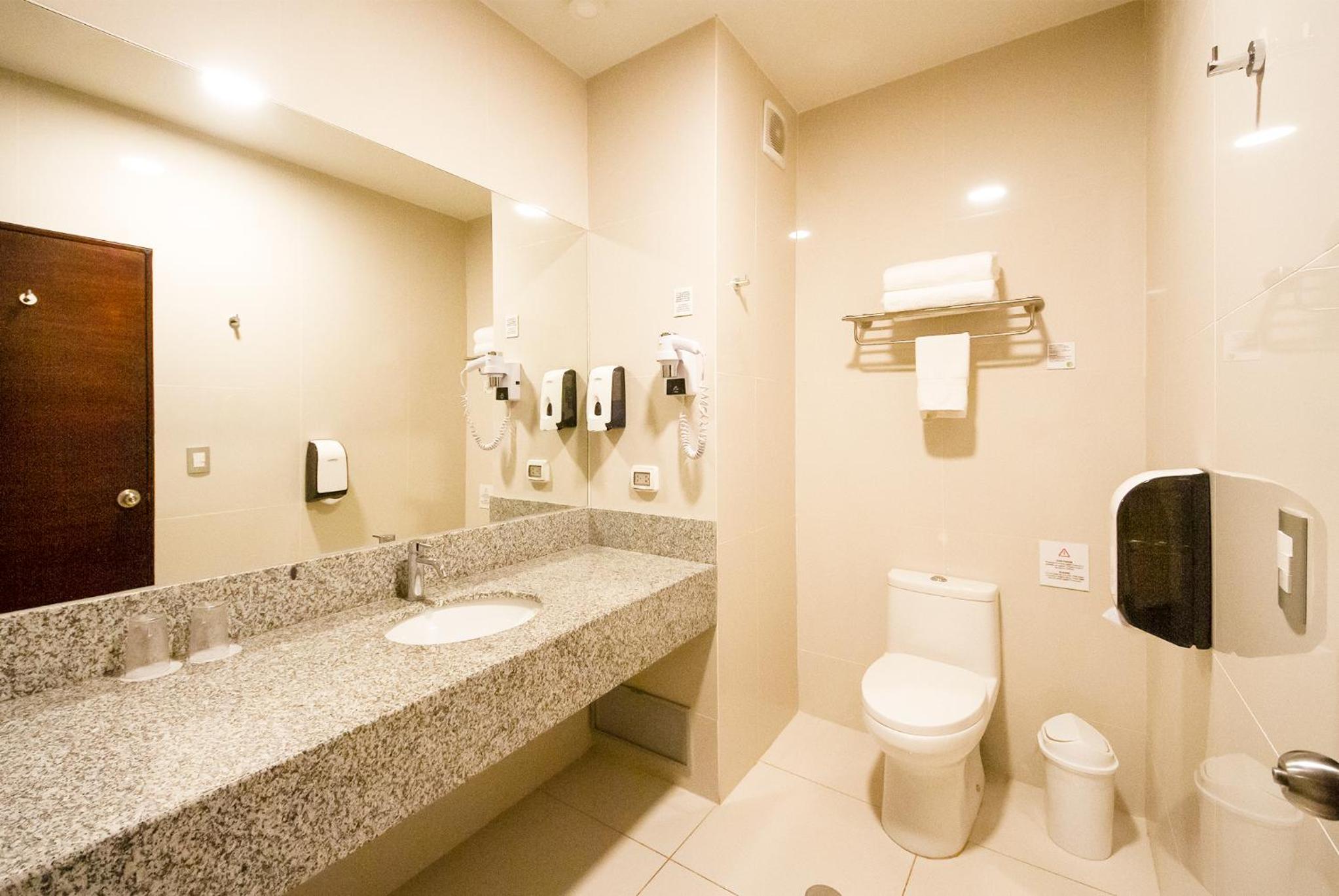 Superior Twin Room photo 3