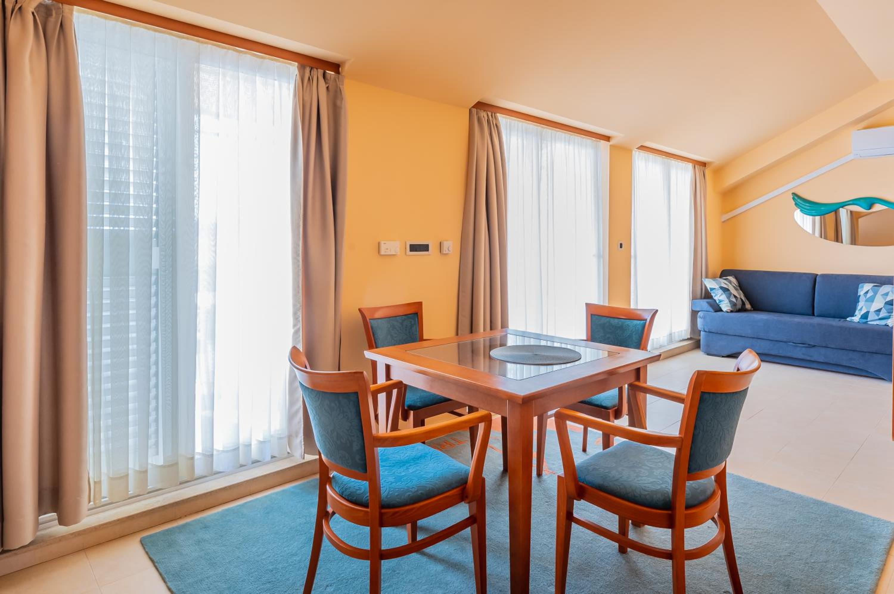 Family Room With Sea View photo 2
