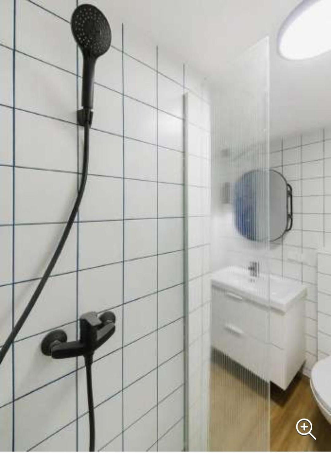 One-Bedroom Apartment - Photo 26