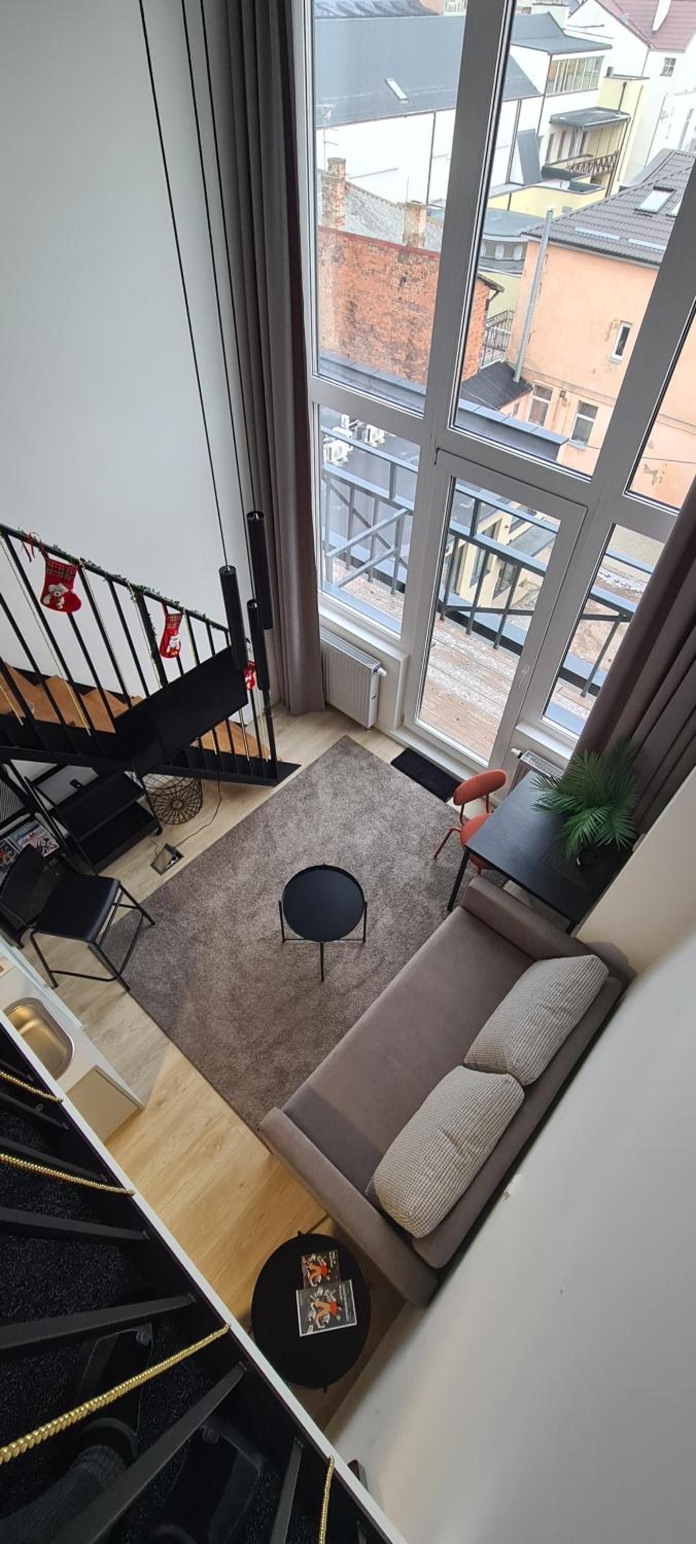 One-Bedroom Apartment - Photo 44