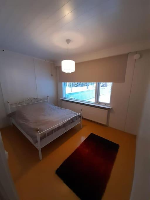 Three-Bedroom Apartment photo 1