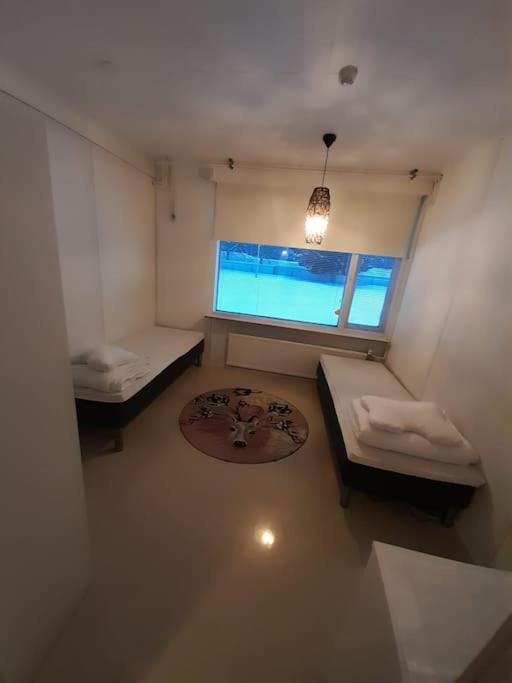 Three-Bedroom Apartment photo 2