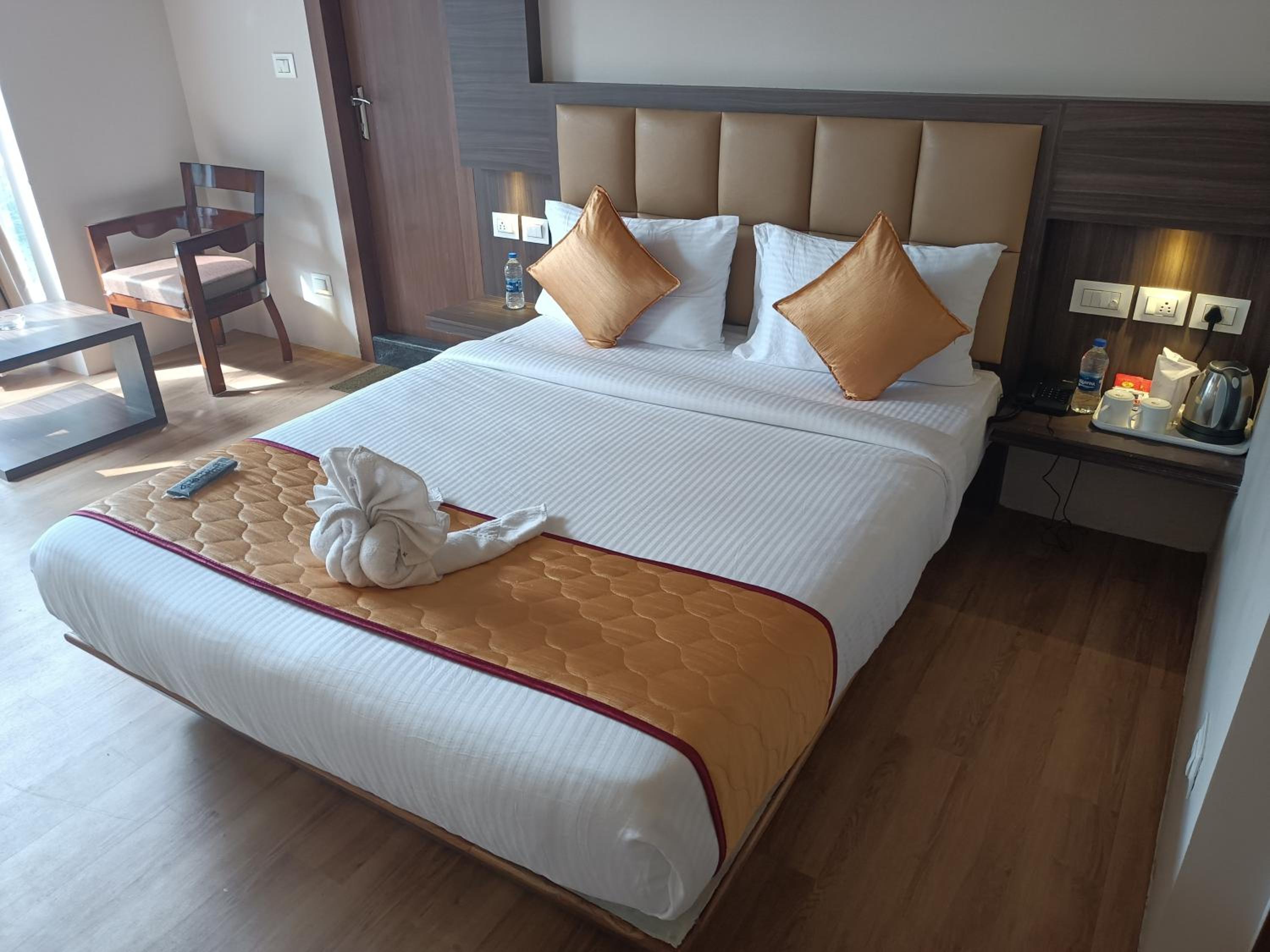 Deluxe Double Room - Photo 6