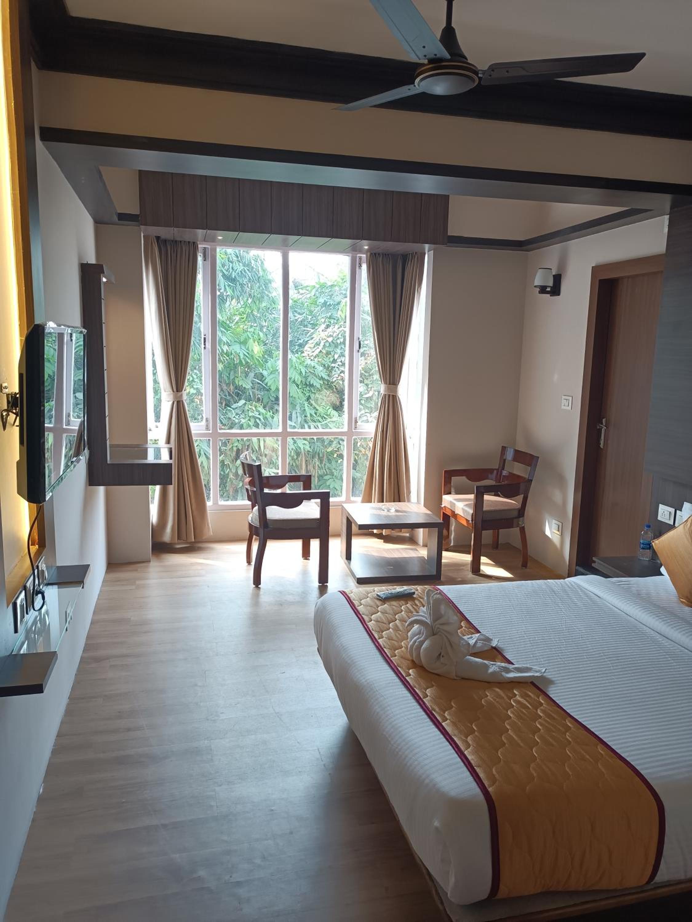 Deluxe Double Room - Photo 7