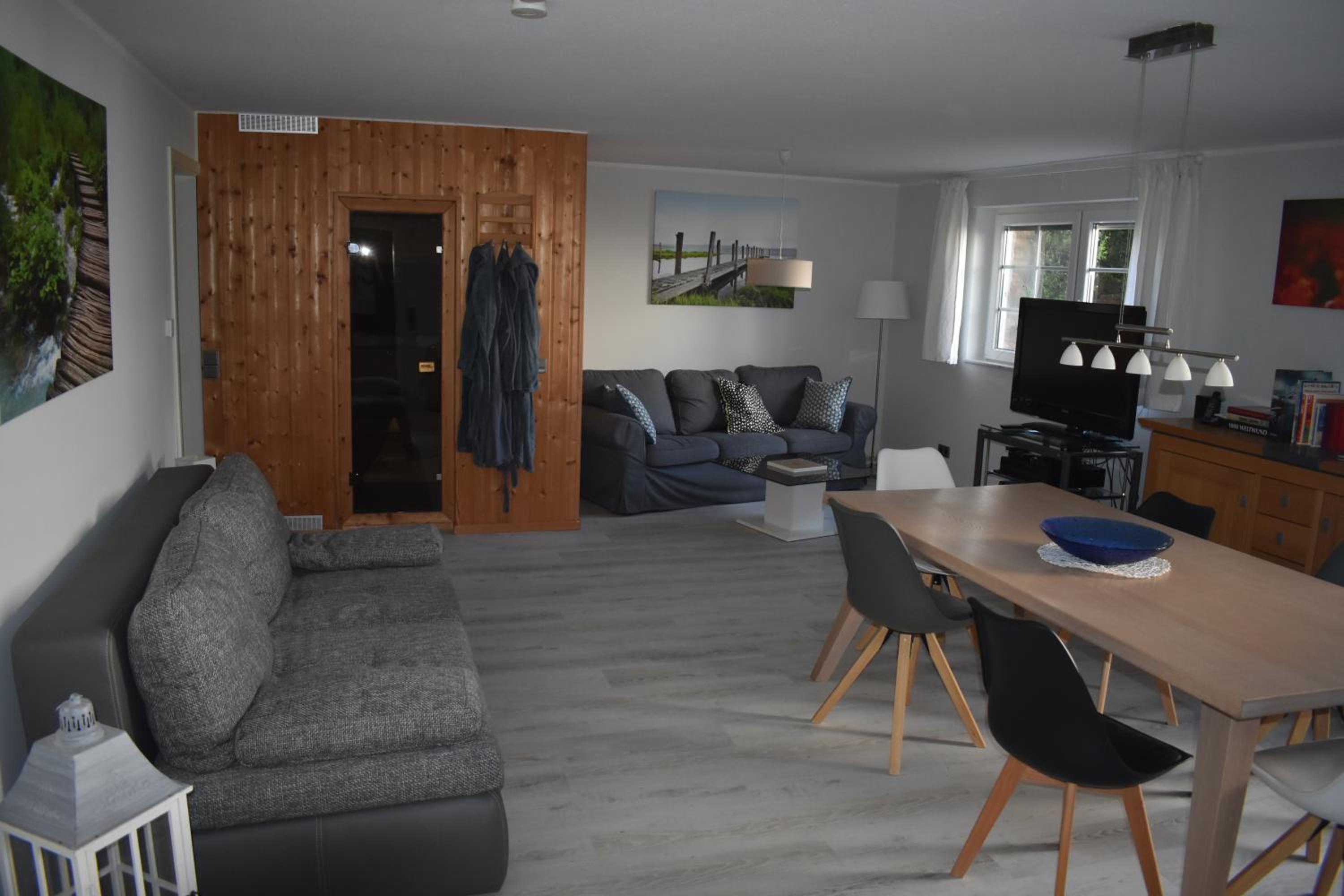Apartment with Sauna - Photo 25