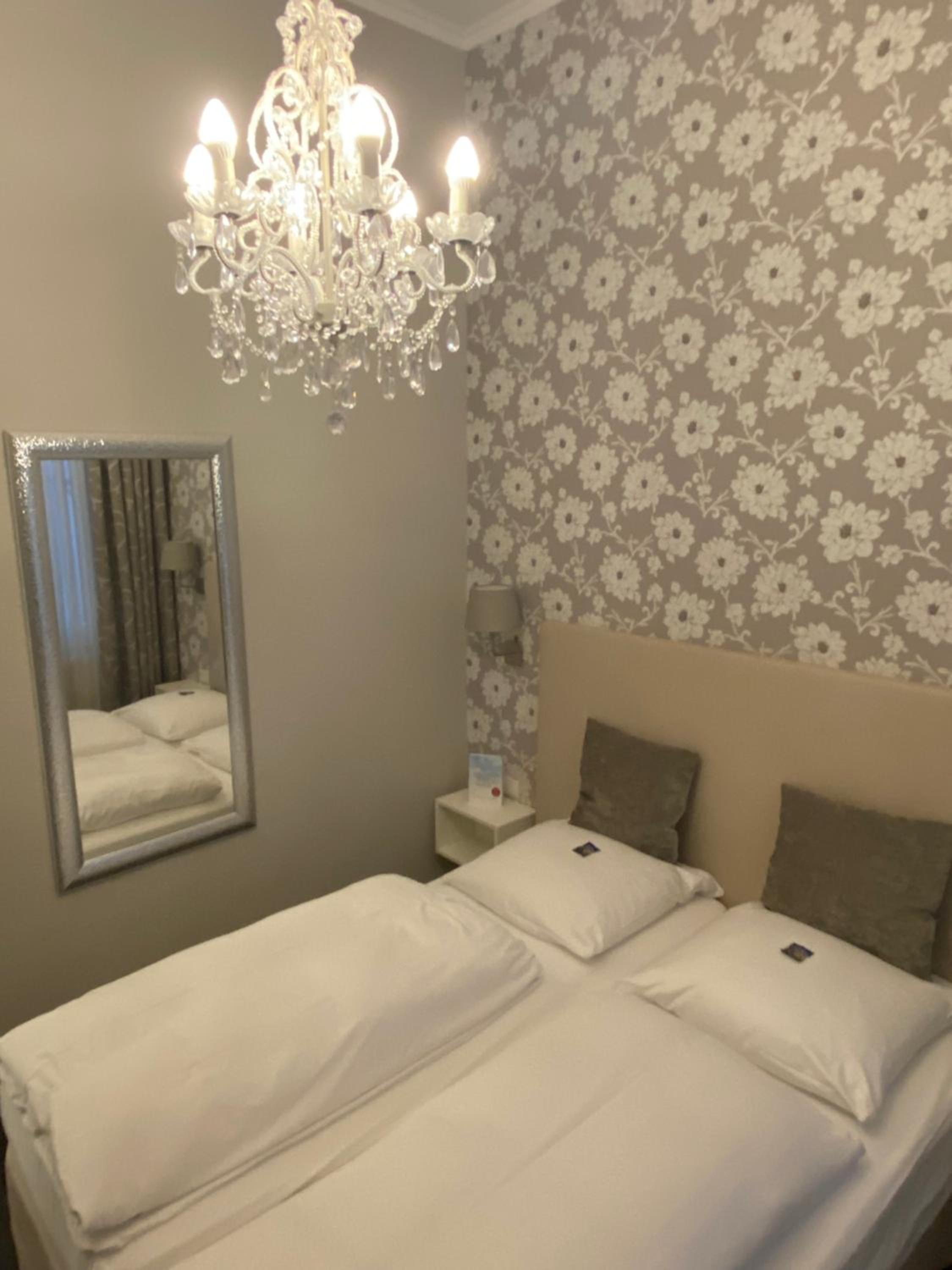 Standard Double Room photo 1