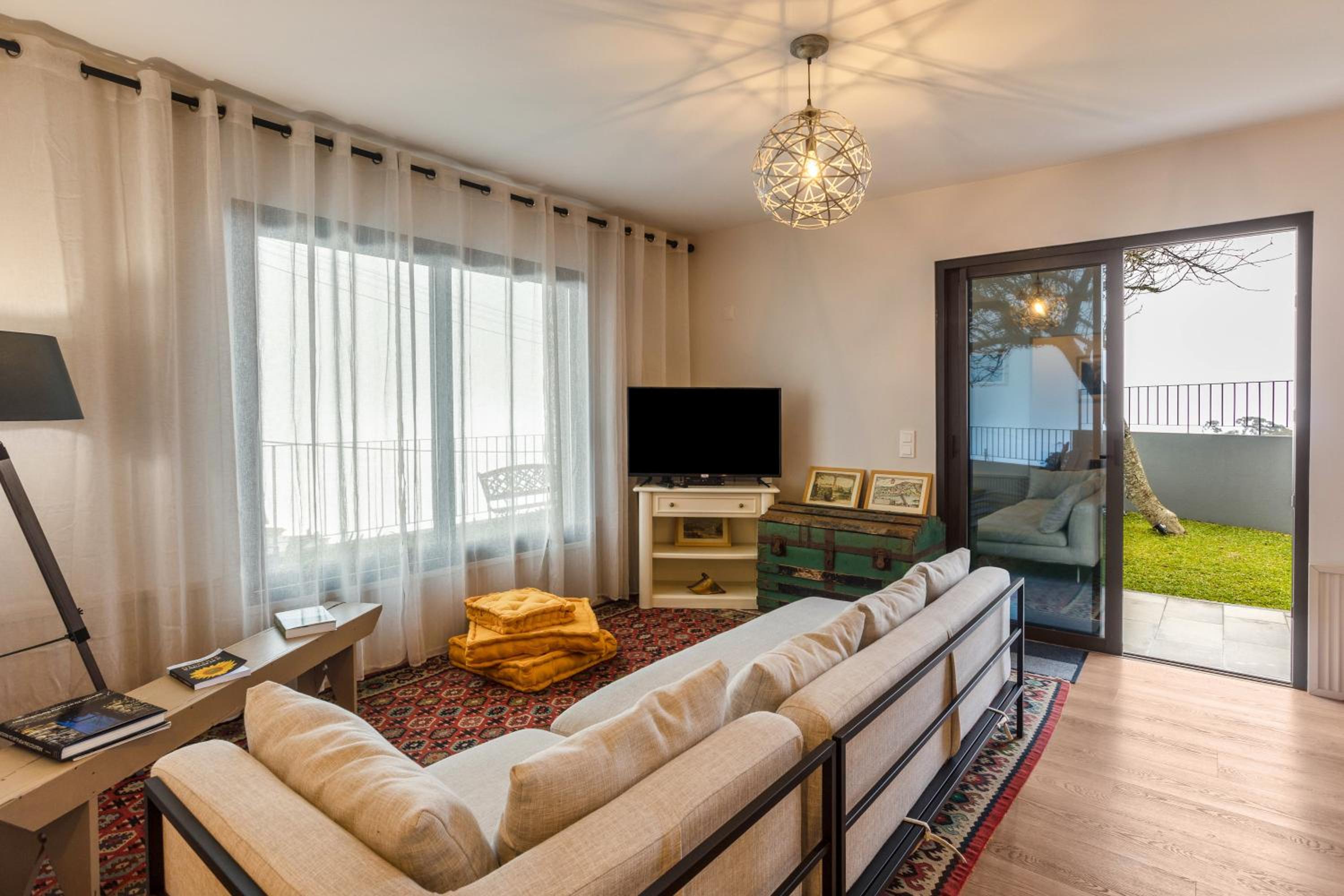 Two-Bedroom Deluxe Apartment with Ocean View