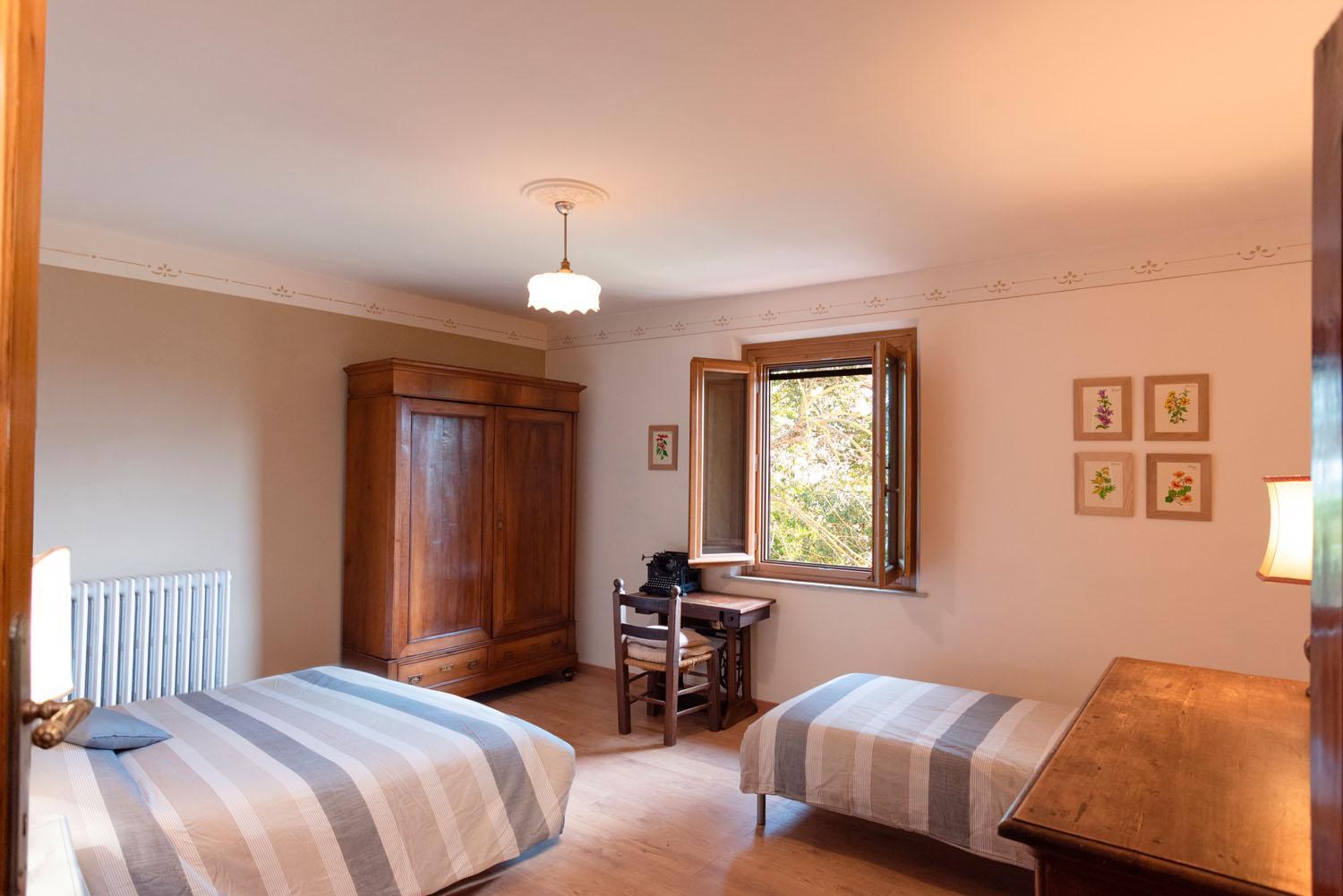 Double Room with Private Bathroom photo 1