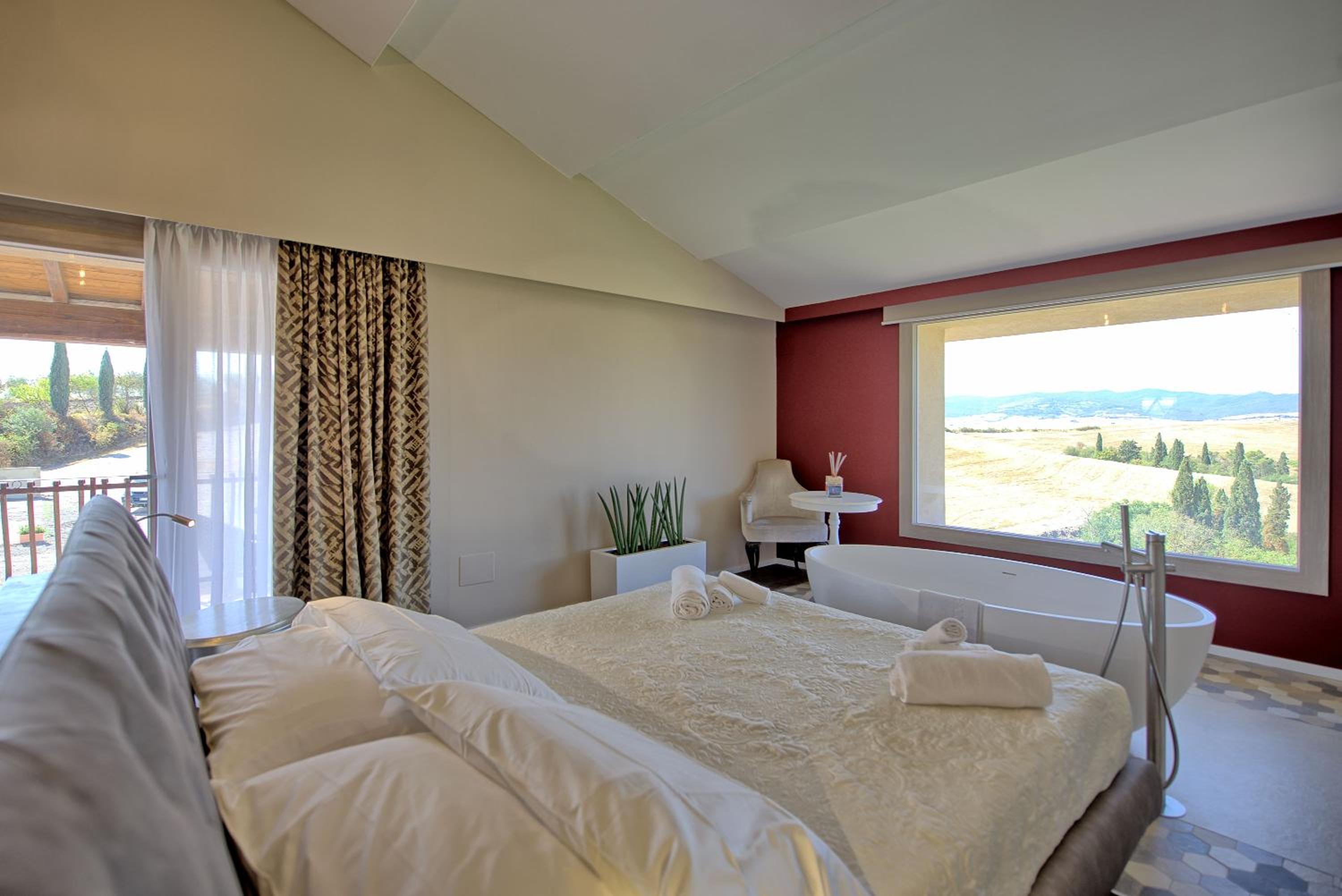 Villa photo 2