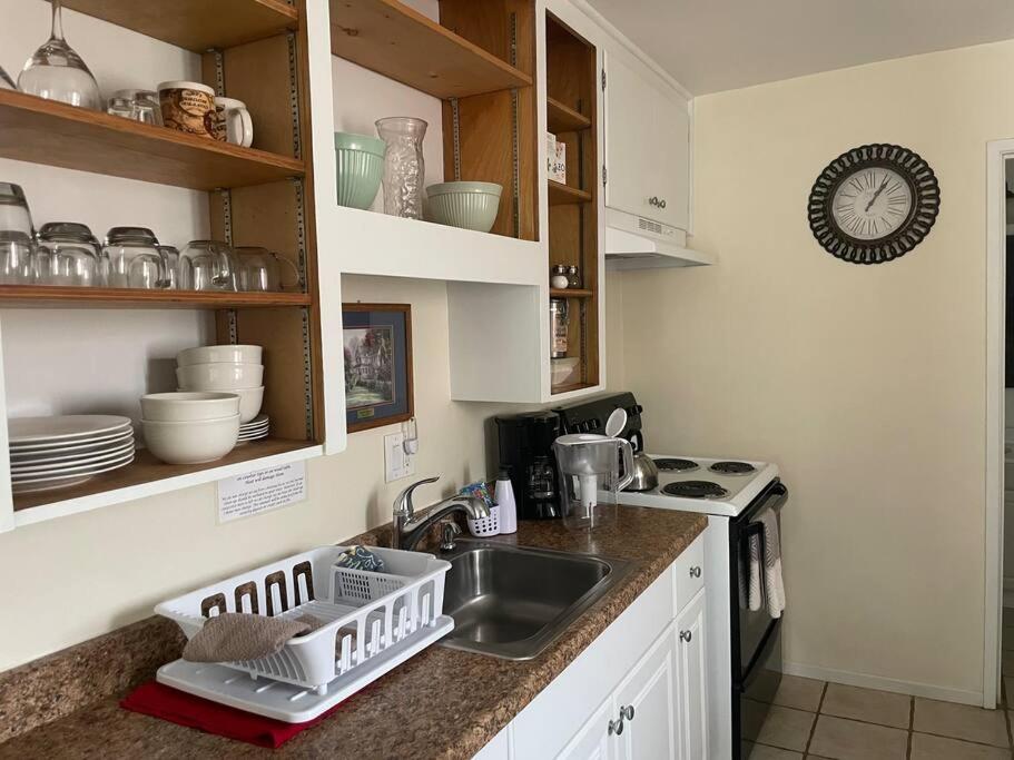 Two-Bedroom House photo 3