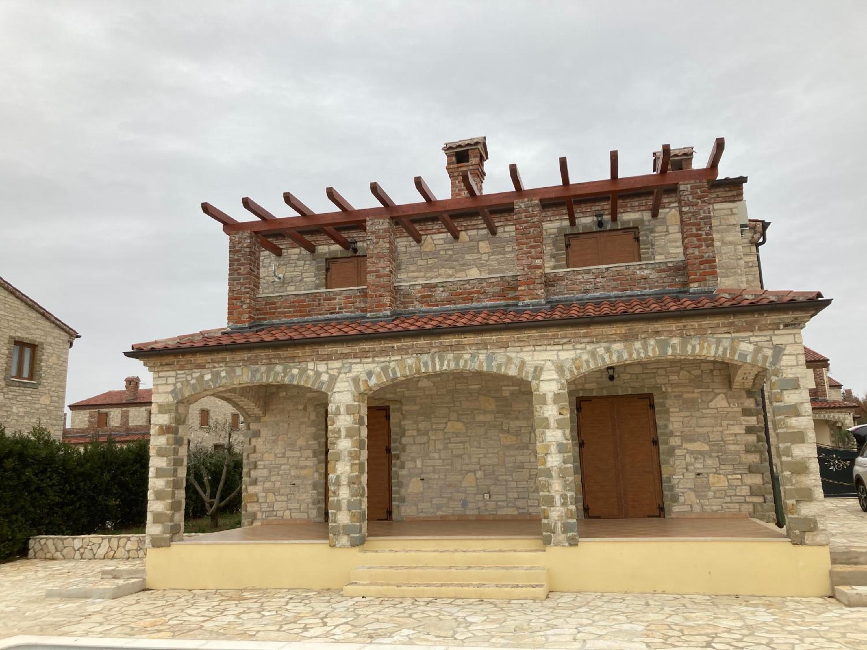 Villa photo 3