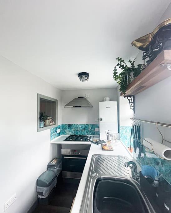 Two-Bedroom House photo 2
