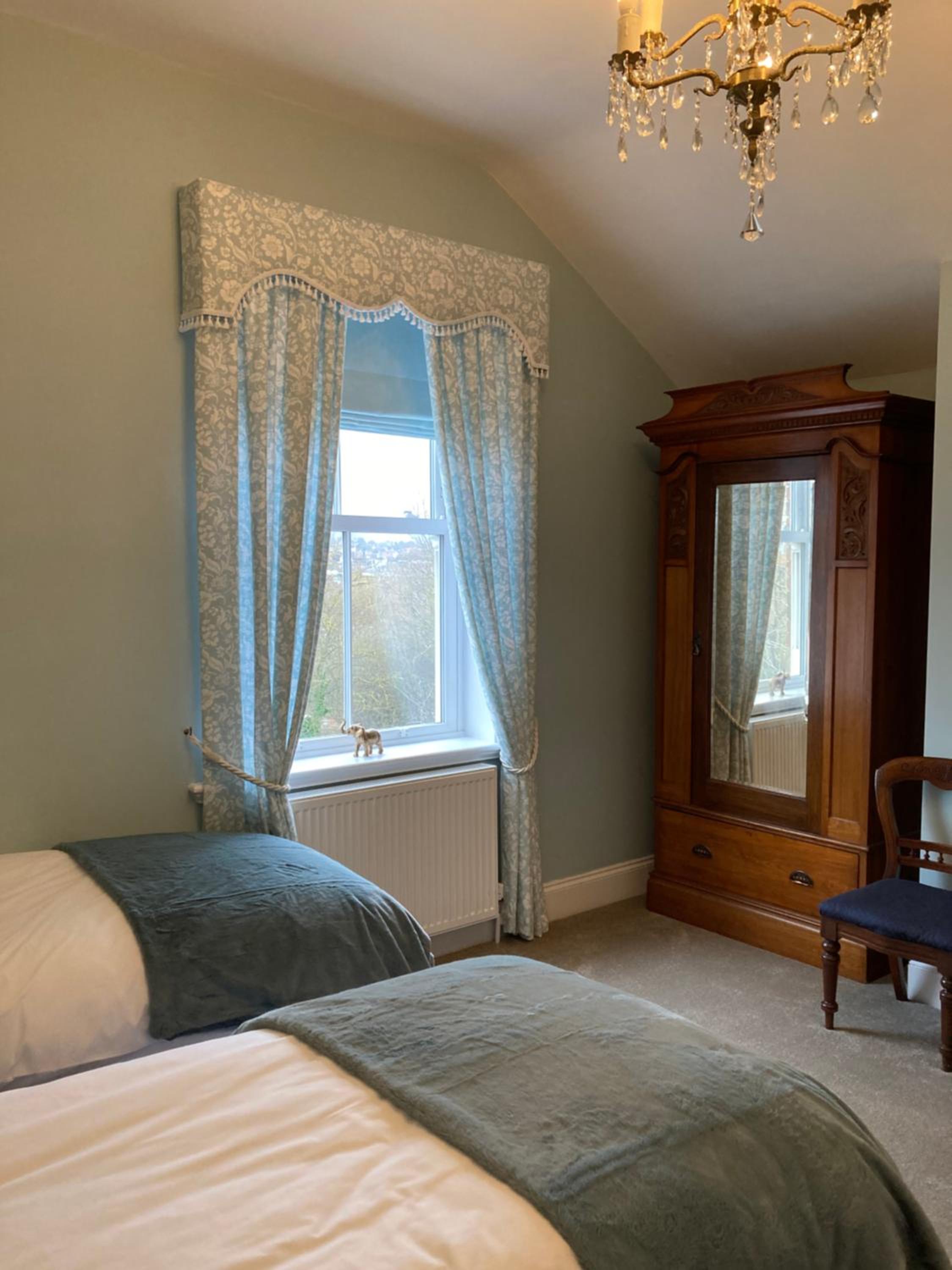 Deluxe Double or Twin Room with City View - Photo 5