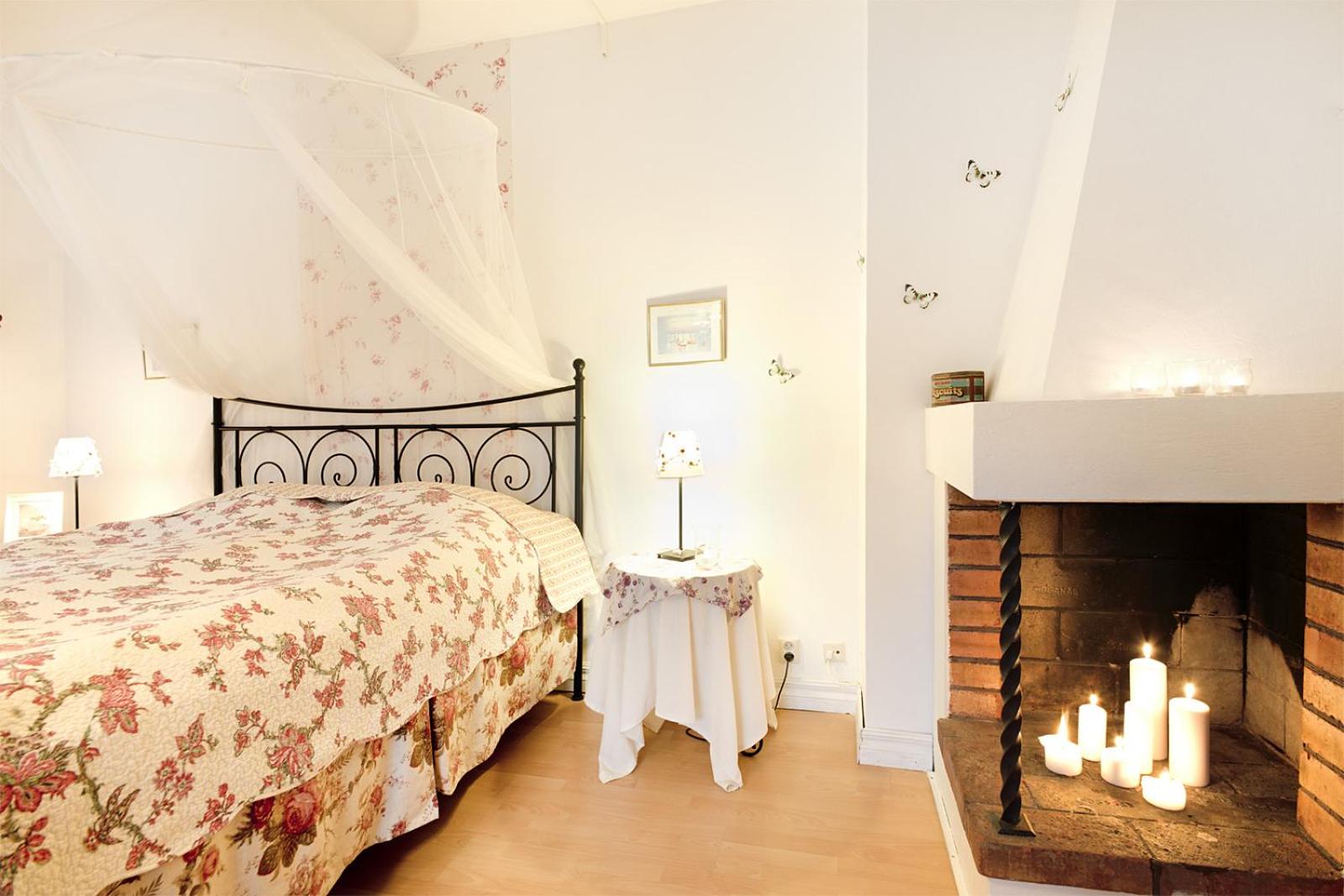 Double Room - Photo 9