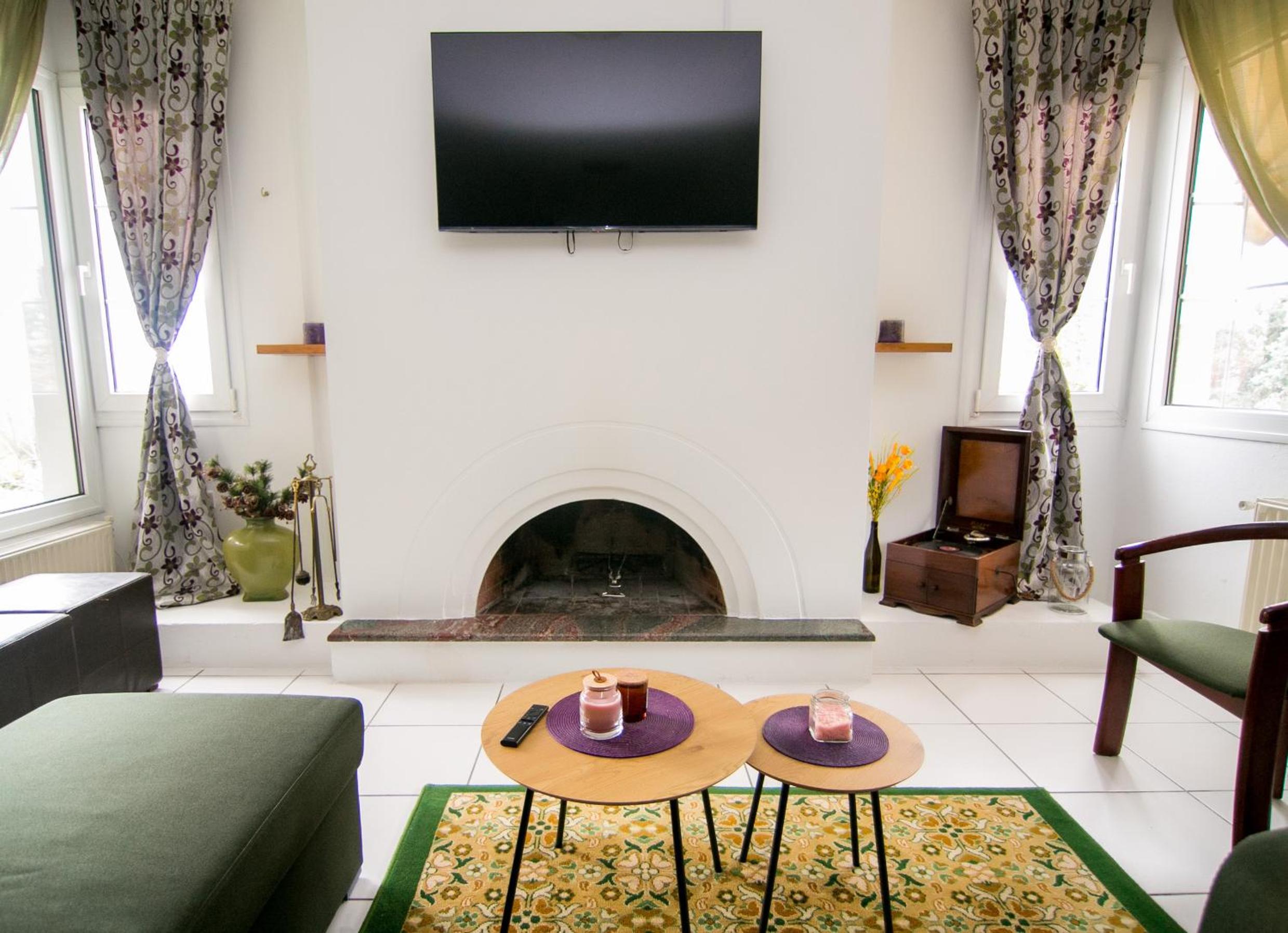 Villa photo 3