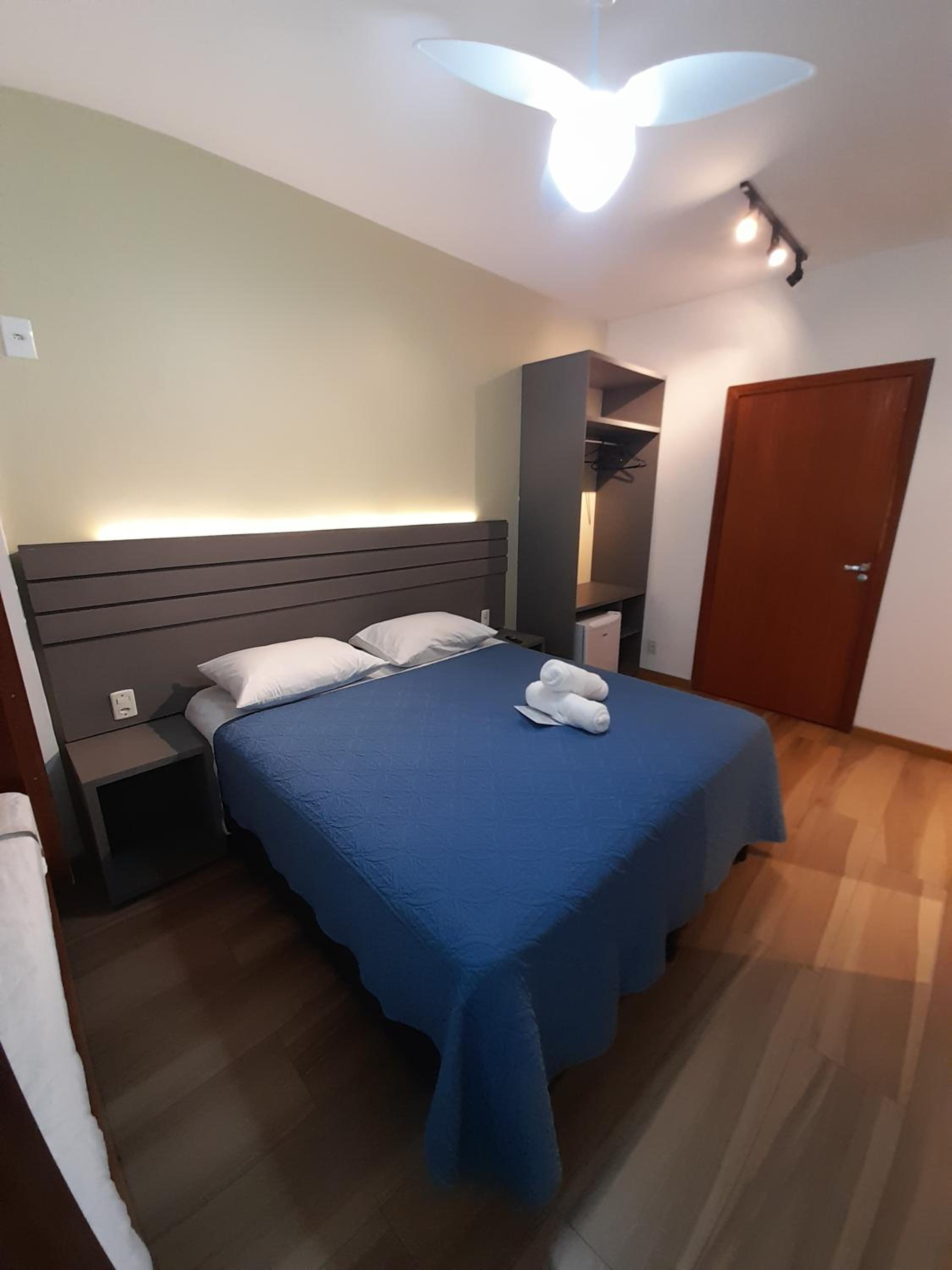 Queen Room - Disability Access - Photo 4