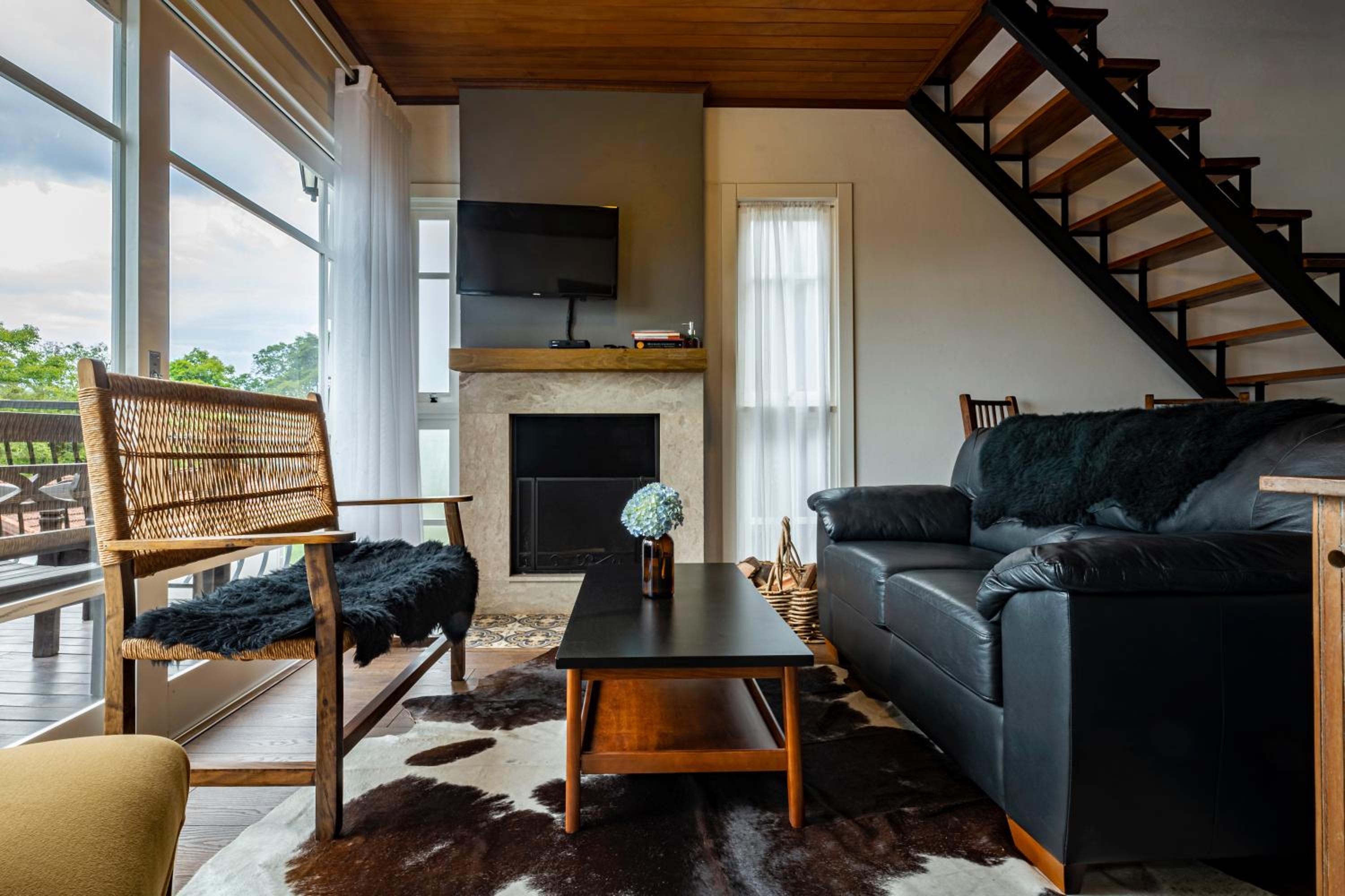 Chalet with Spa Bath and Fireplace photo 2
