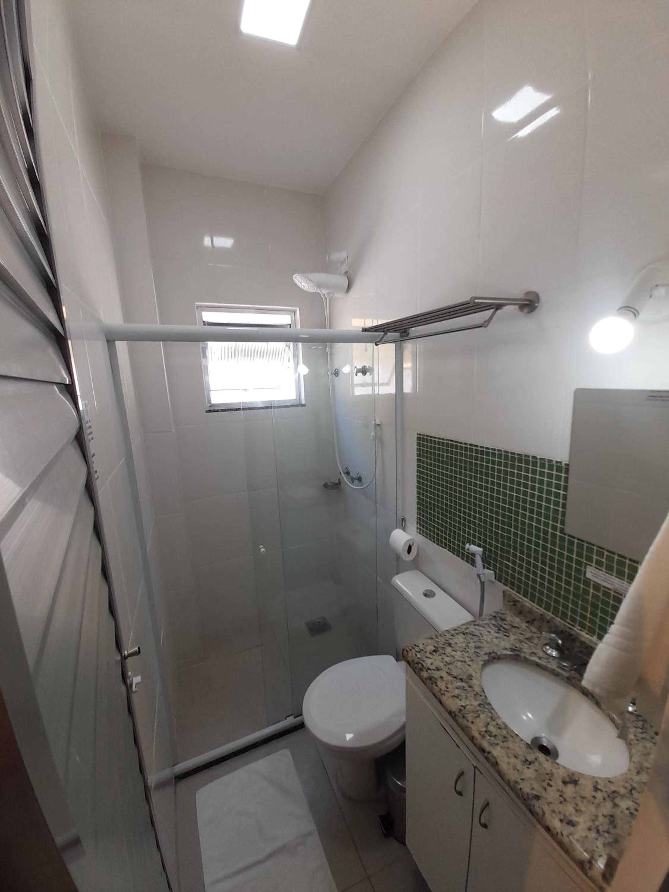 Deluxe Family Suite - Photo 4