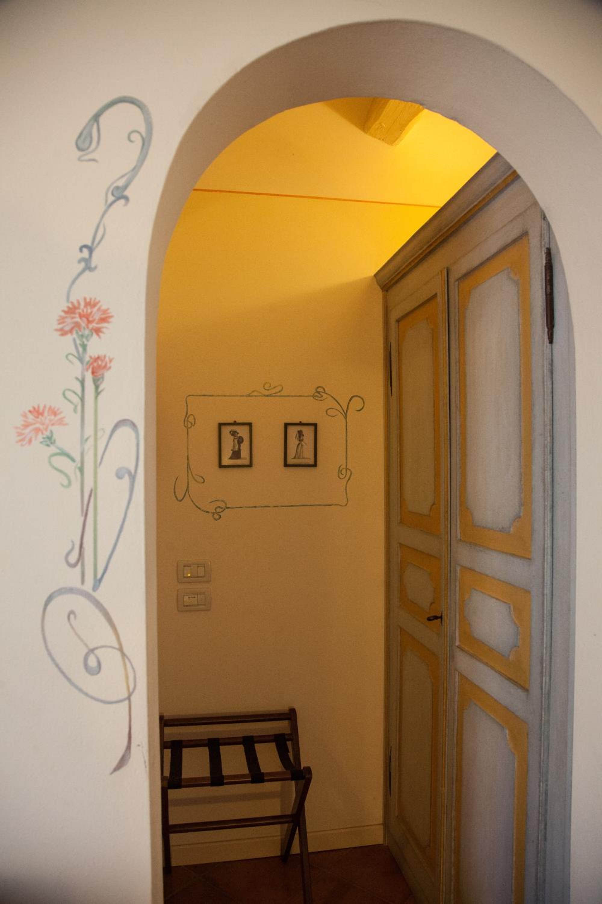 Double Room - Photo 4