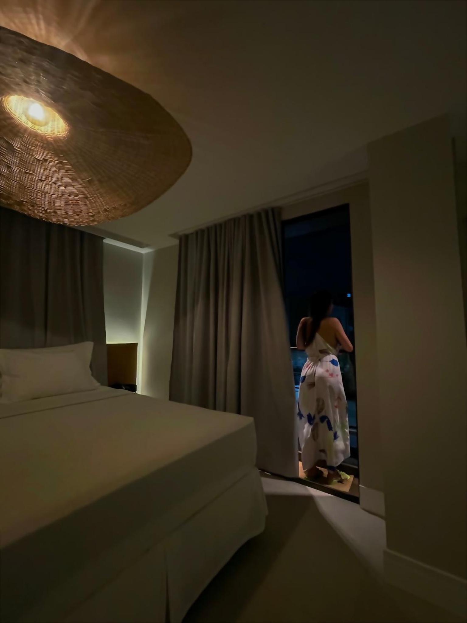Suite - Photo 5