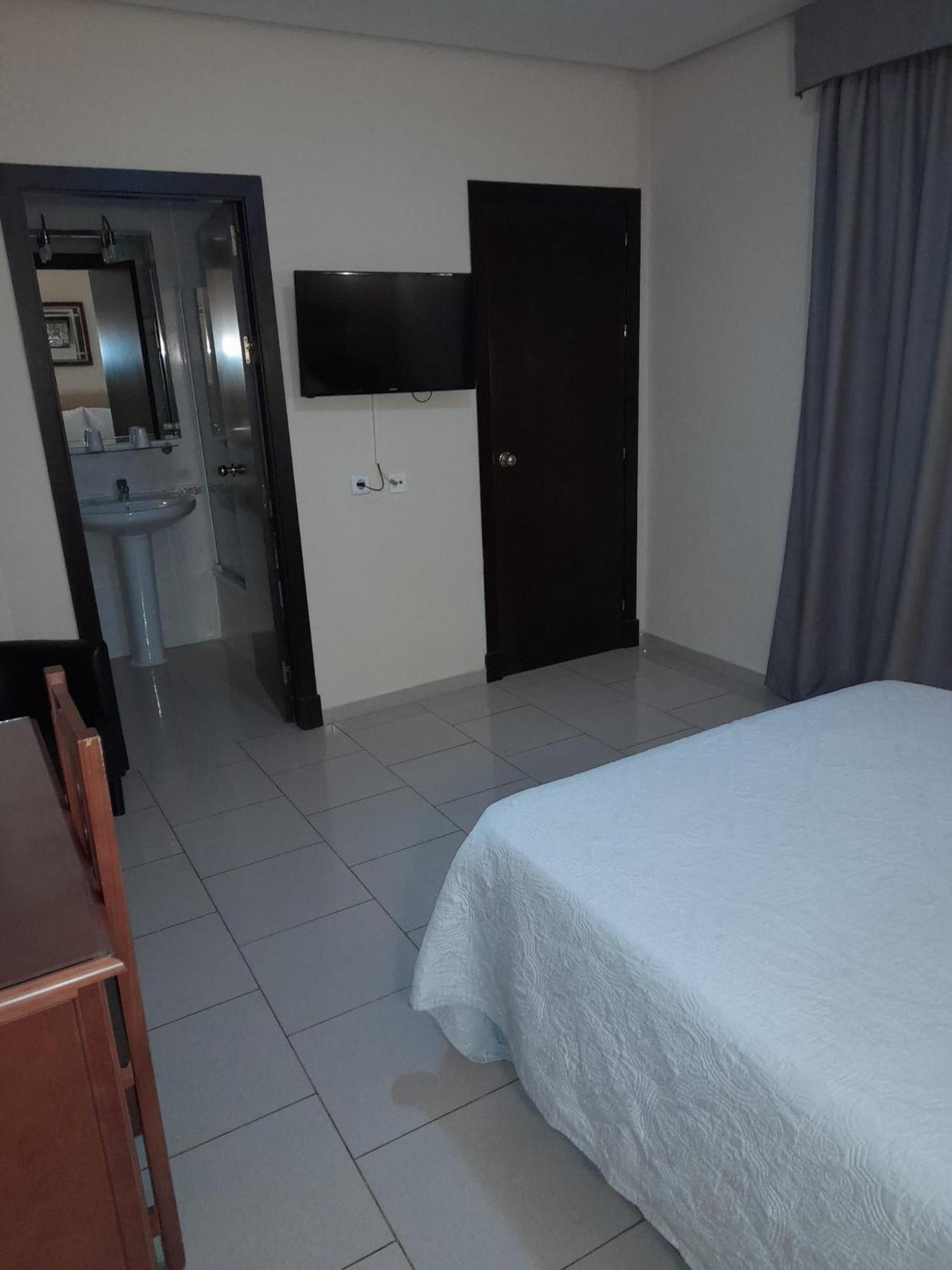 Habitación Doble o con Dos Camas