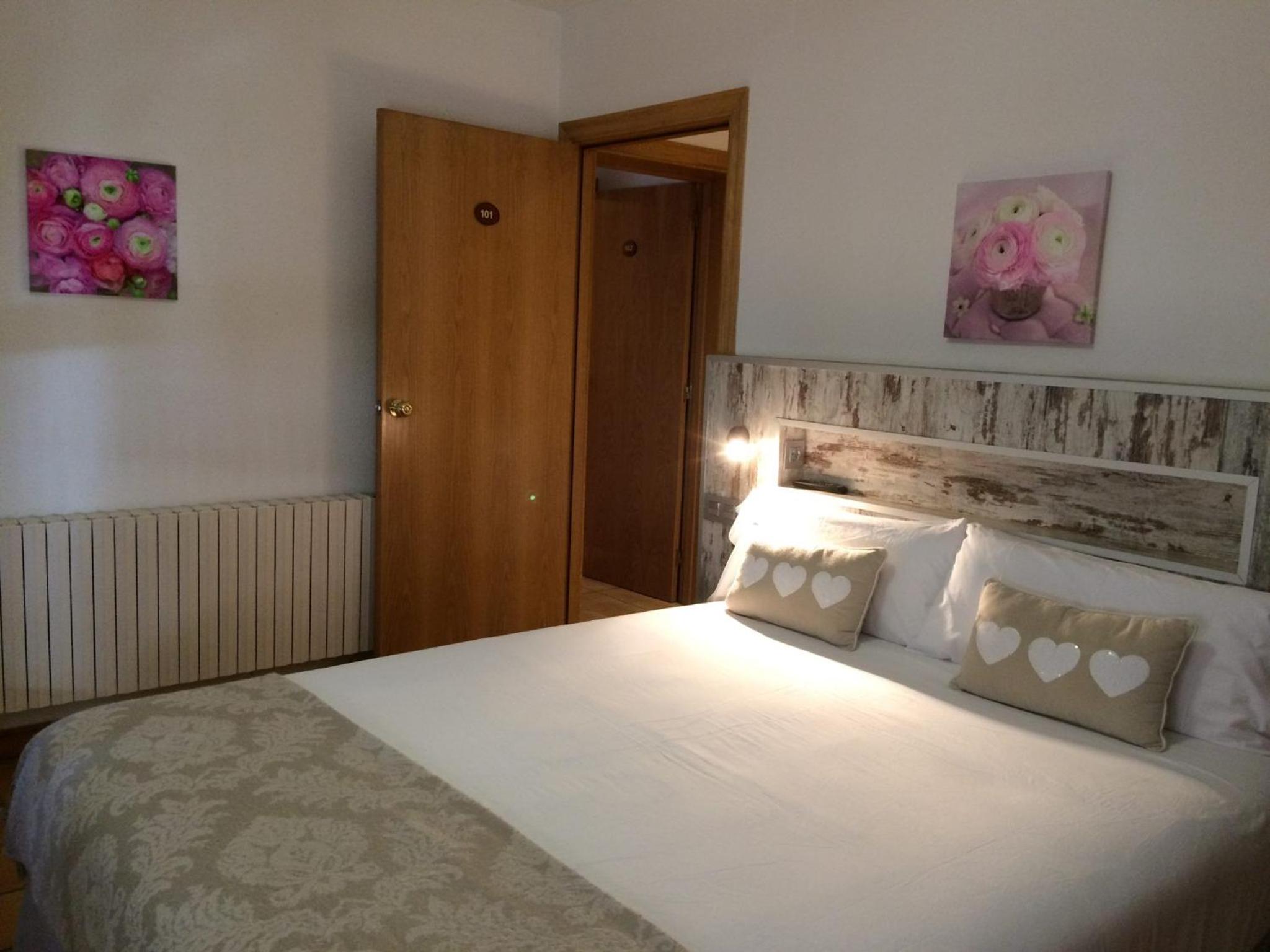 Habitación Doble con Baño Privado