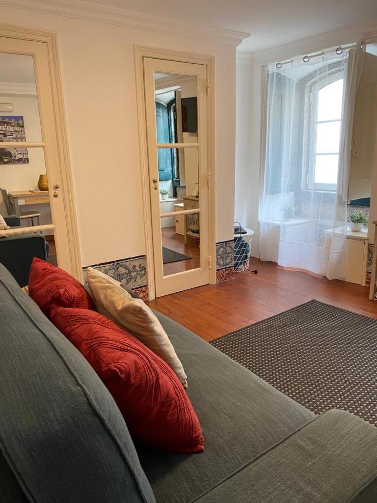 One-Bedroom Apartment - Photo 5