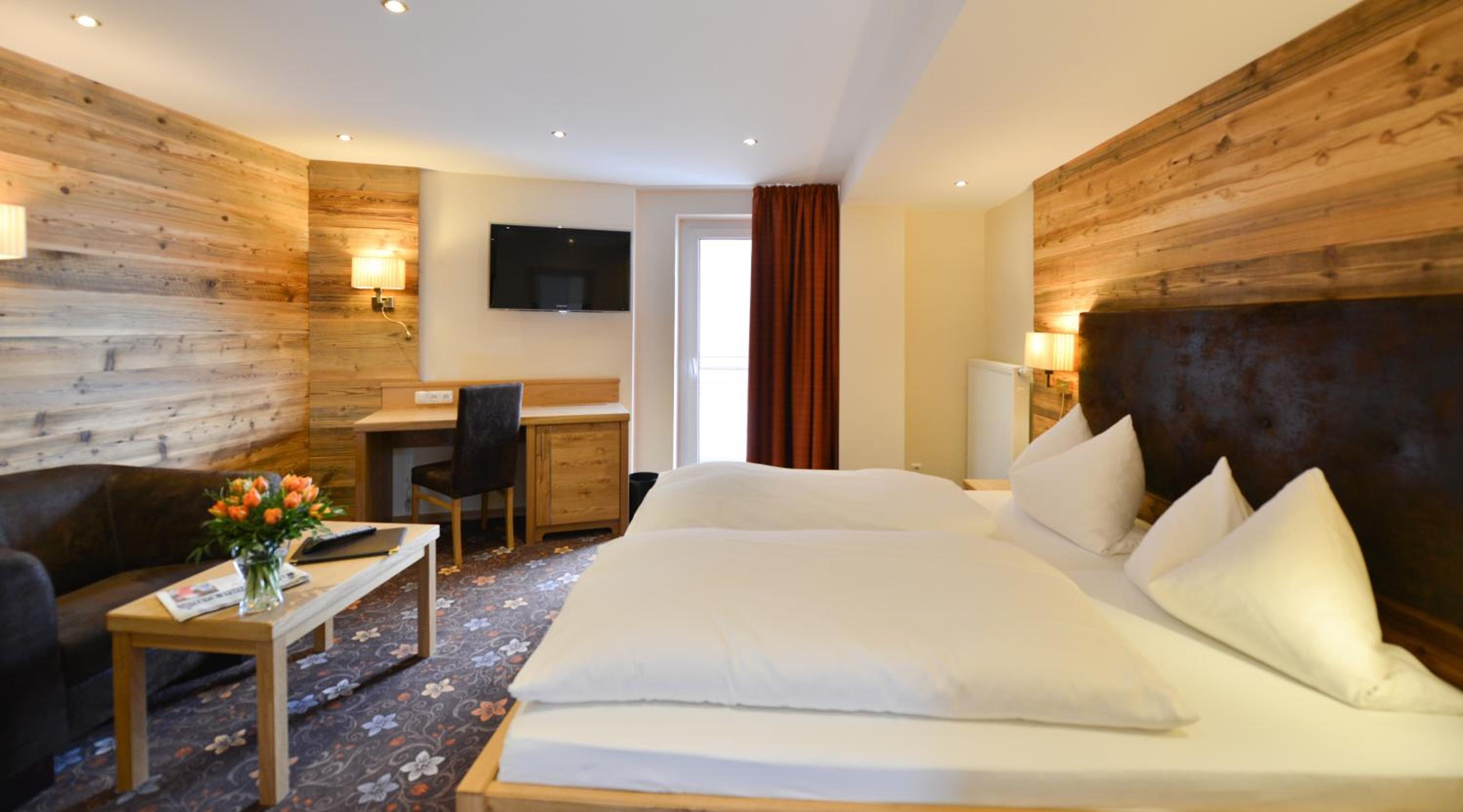 Double Room - Photo 2