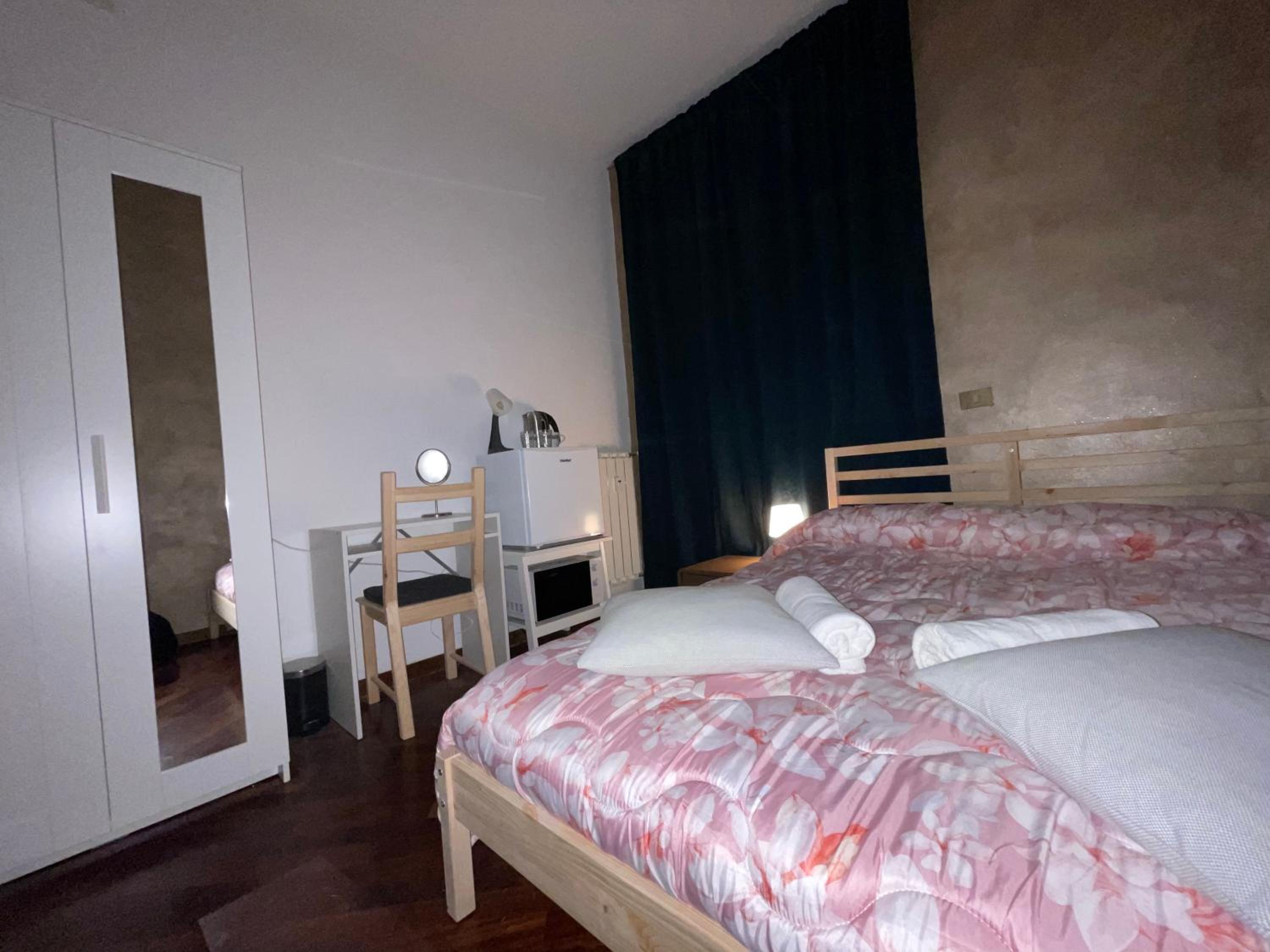 Small Double Room photo 3