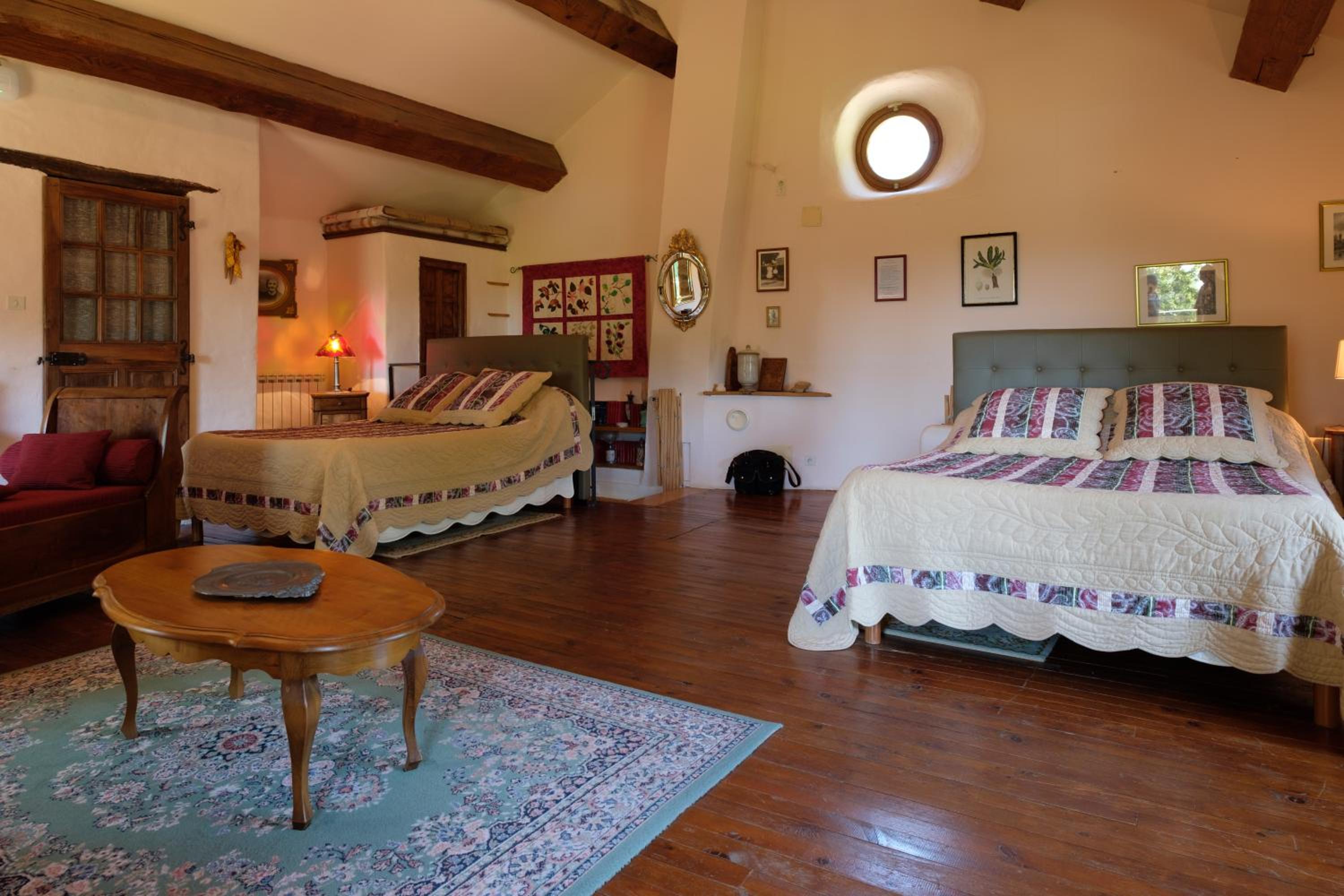 Family Room with Garden View photo 2