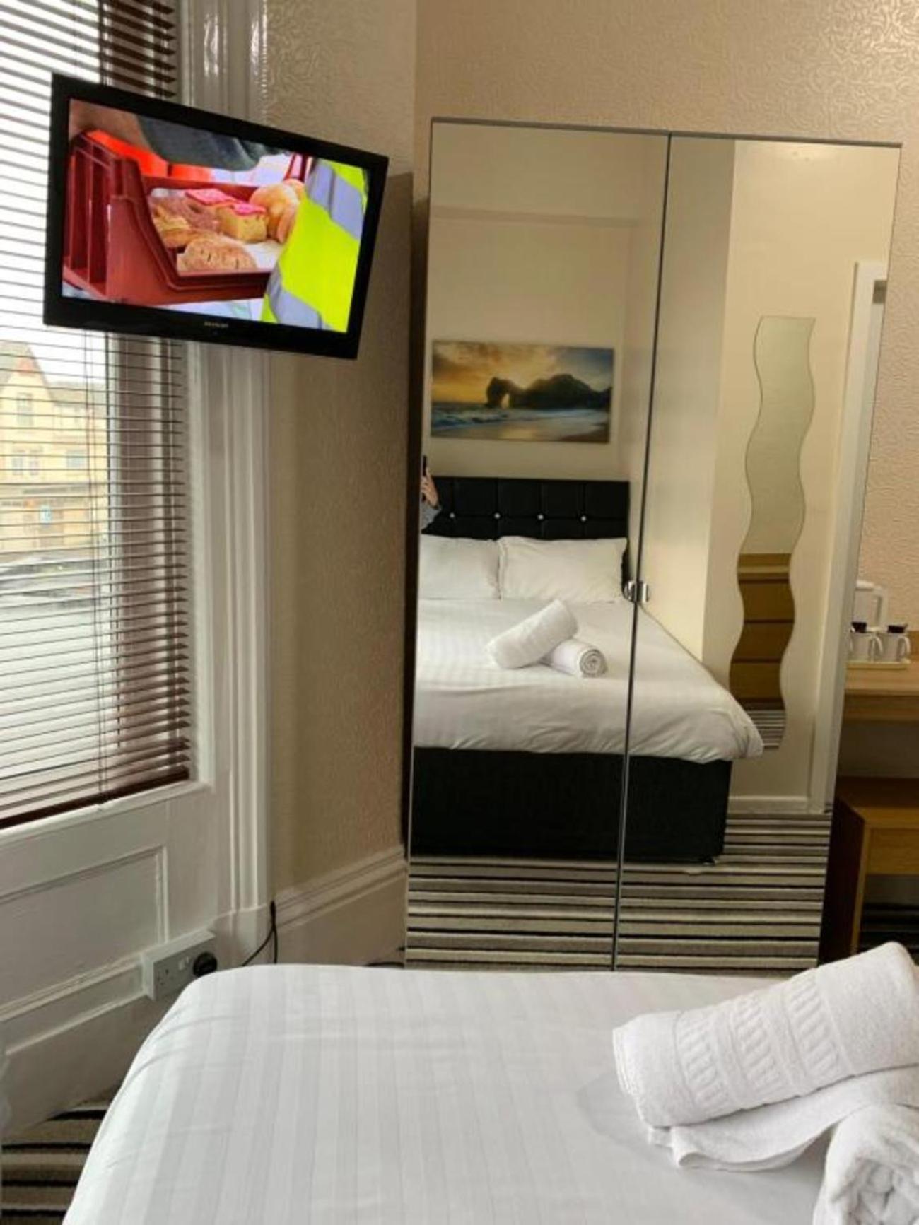 Standard Family Room photo 3