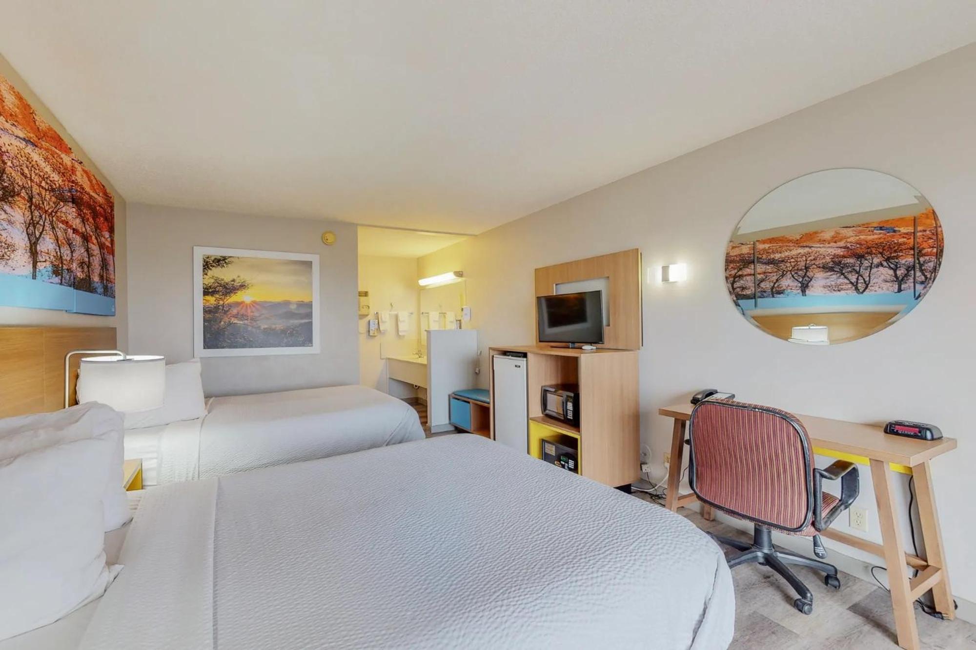 Double Room - Disability Access/Non-Smoking - Photo 4