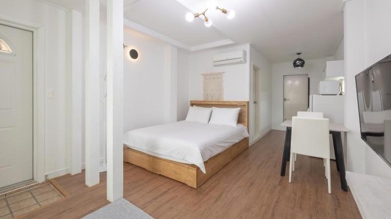 Double Room - Photo 4