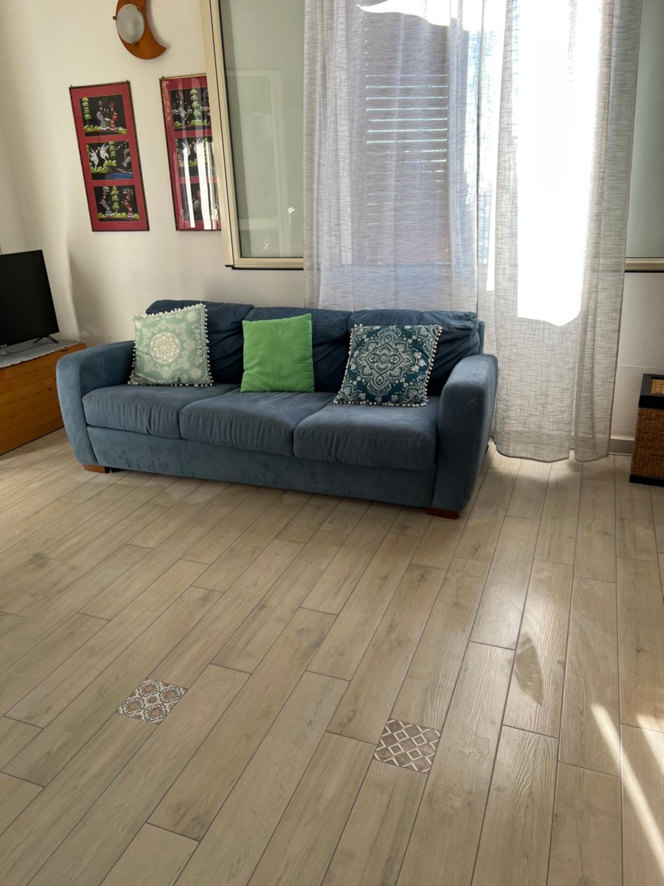 One-Bedroom House photo 1