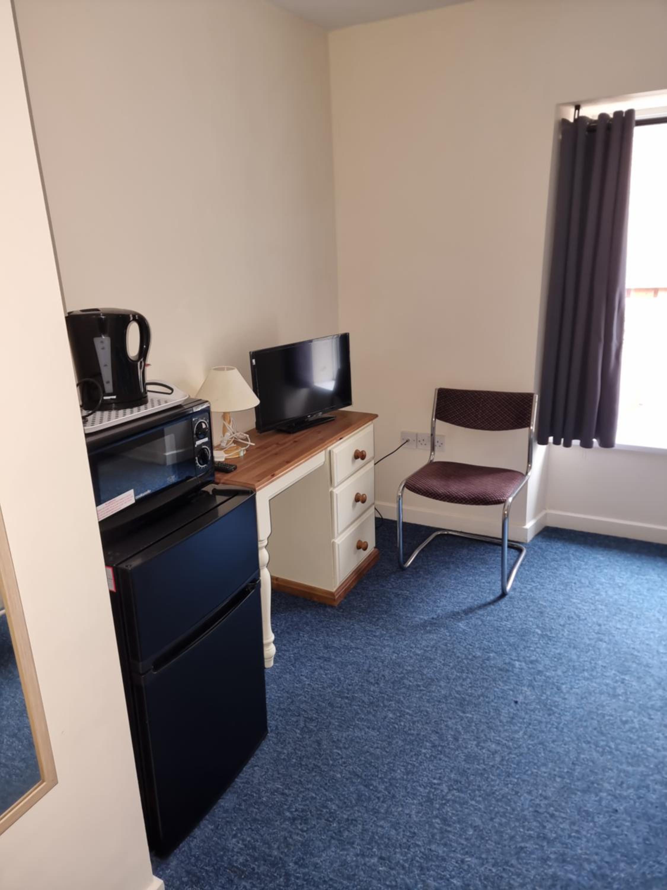 Economy Twin Room