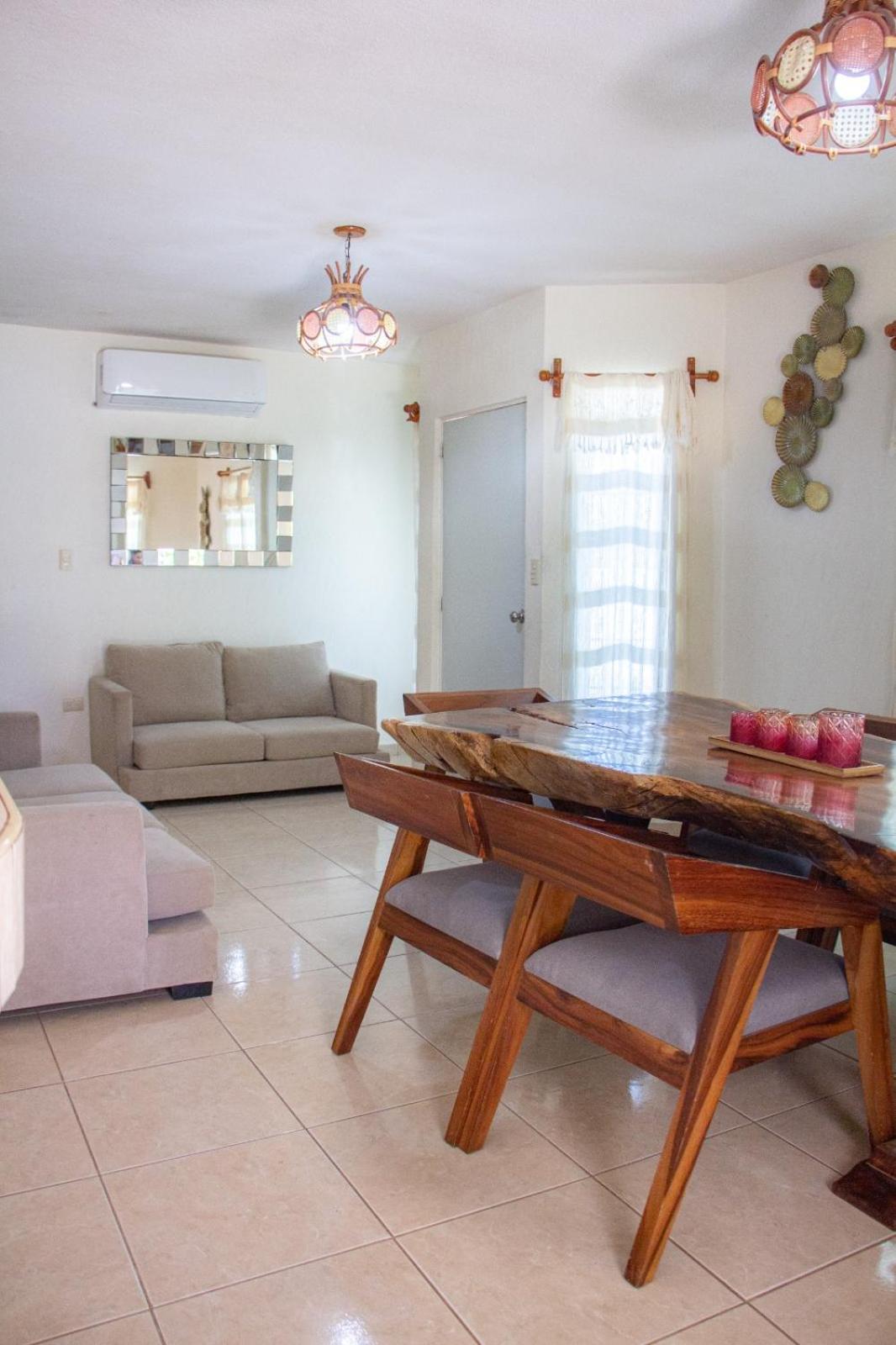Three-Bedroom House - Photo 2