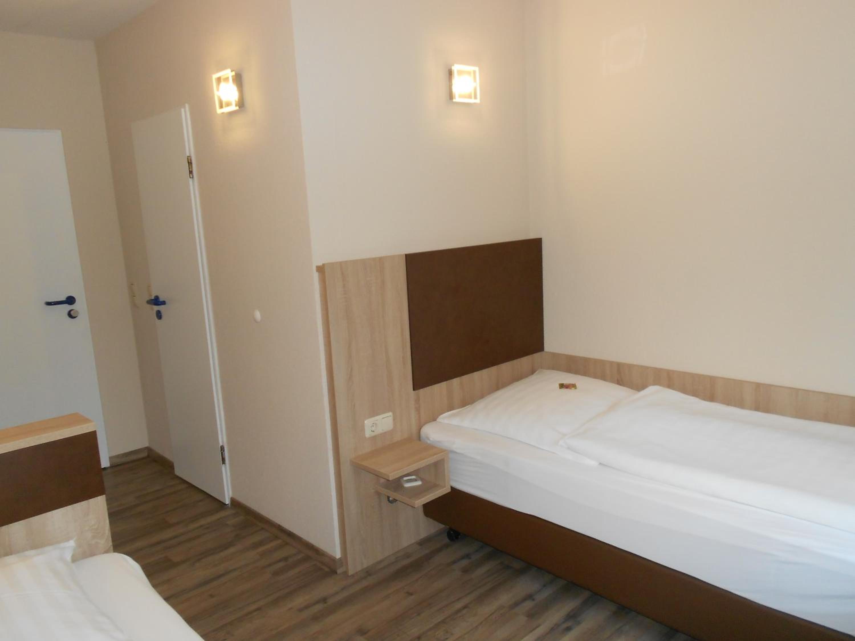 Single Room photo 3