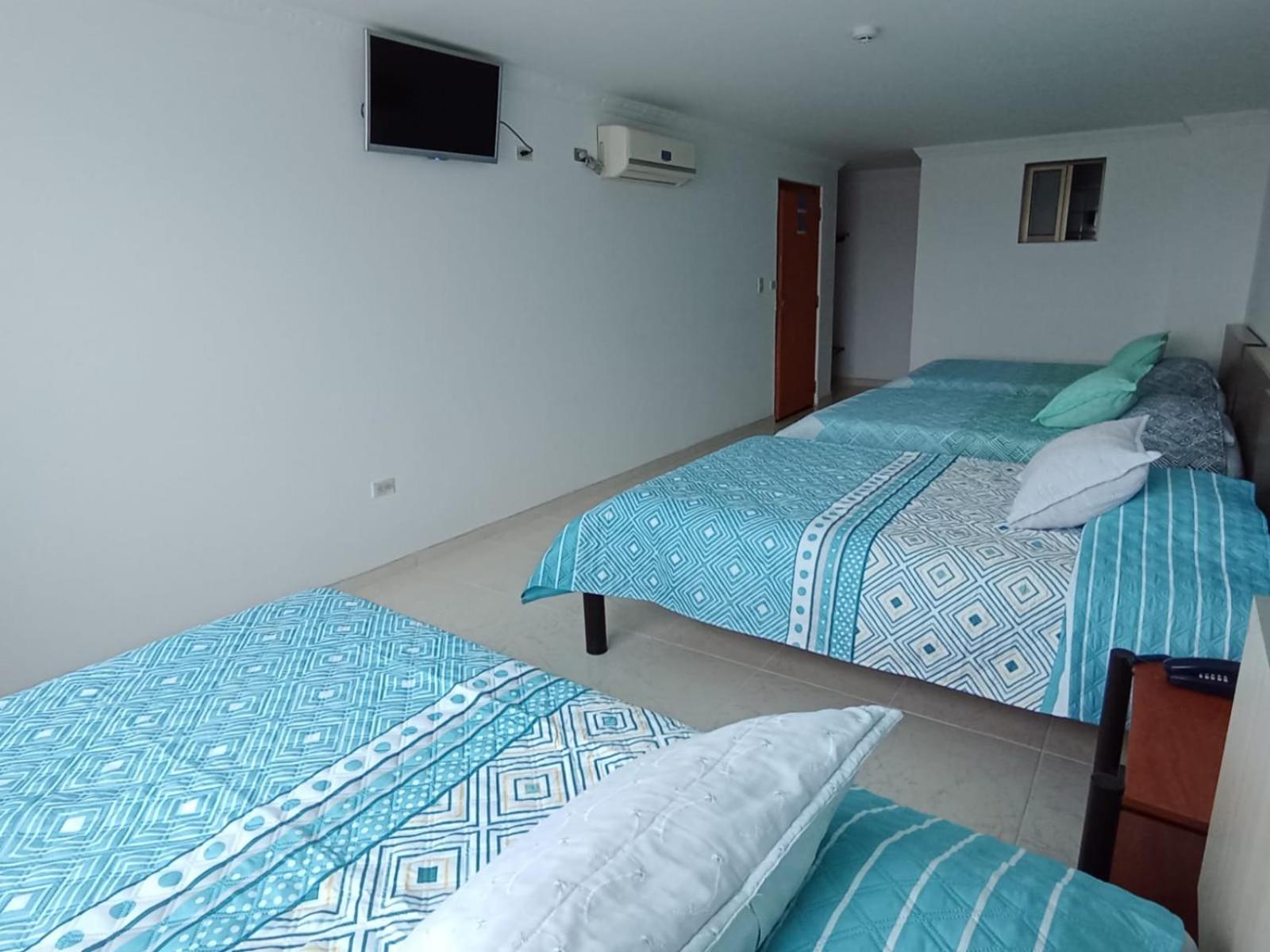 Classic Quadruple Room photo 2