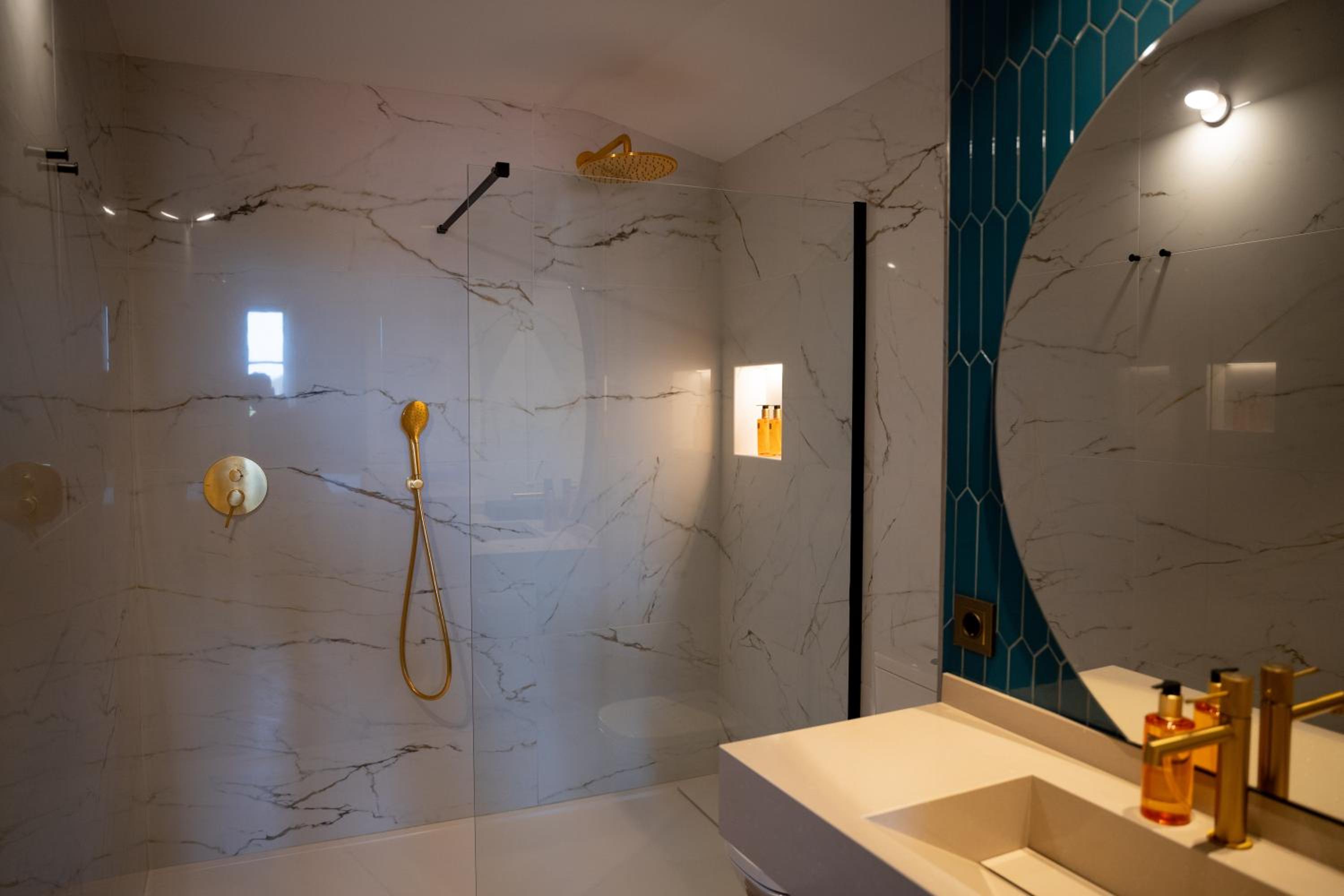 Double Room - Photo 4