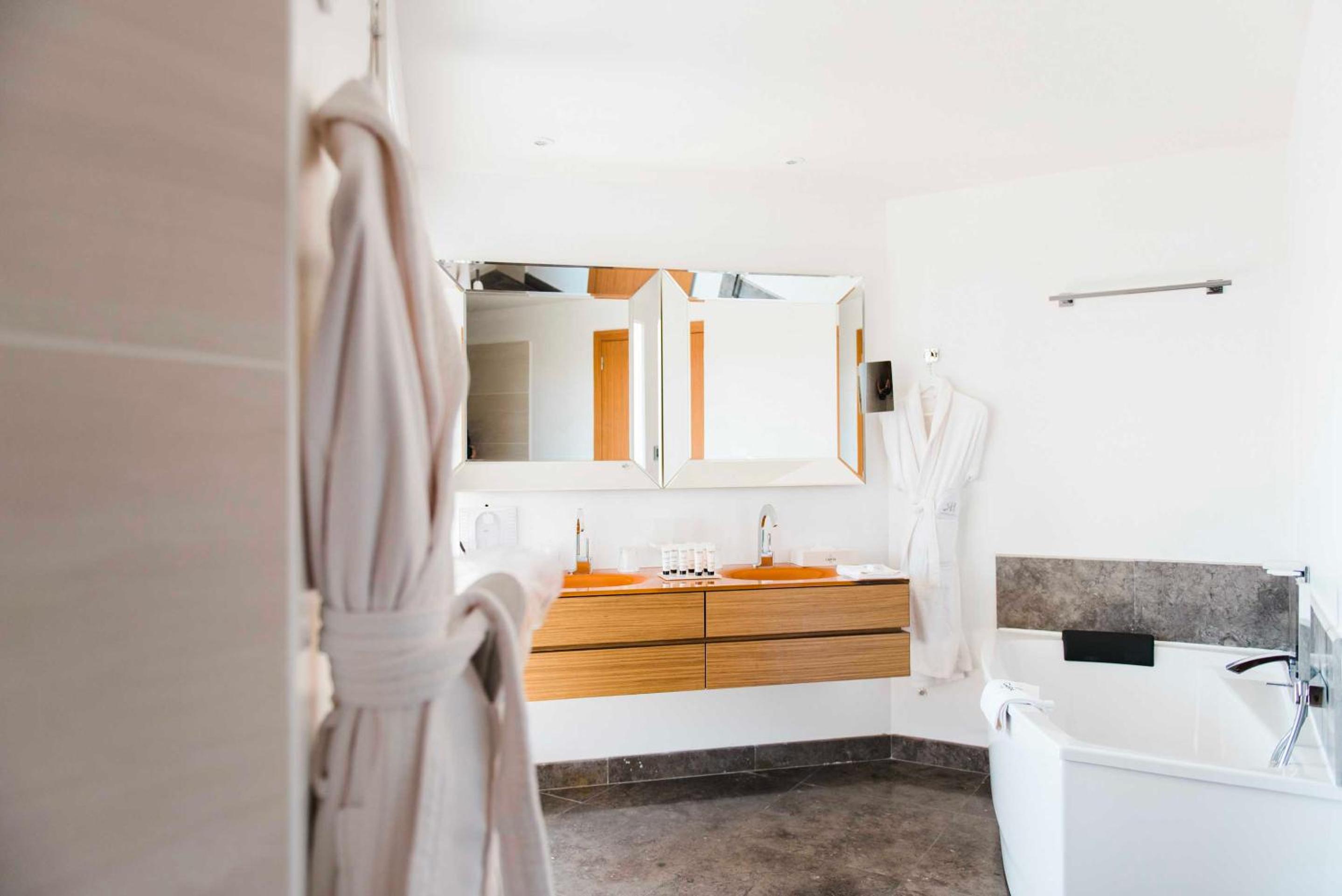 Prestige Suite with Wellness Access - Photo 2