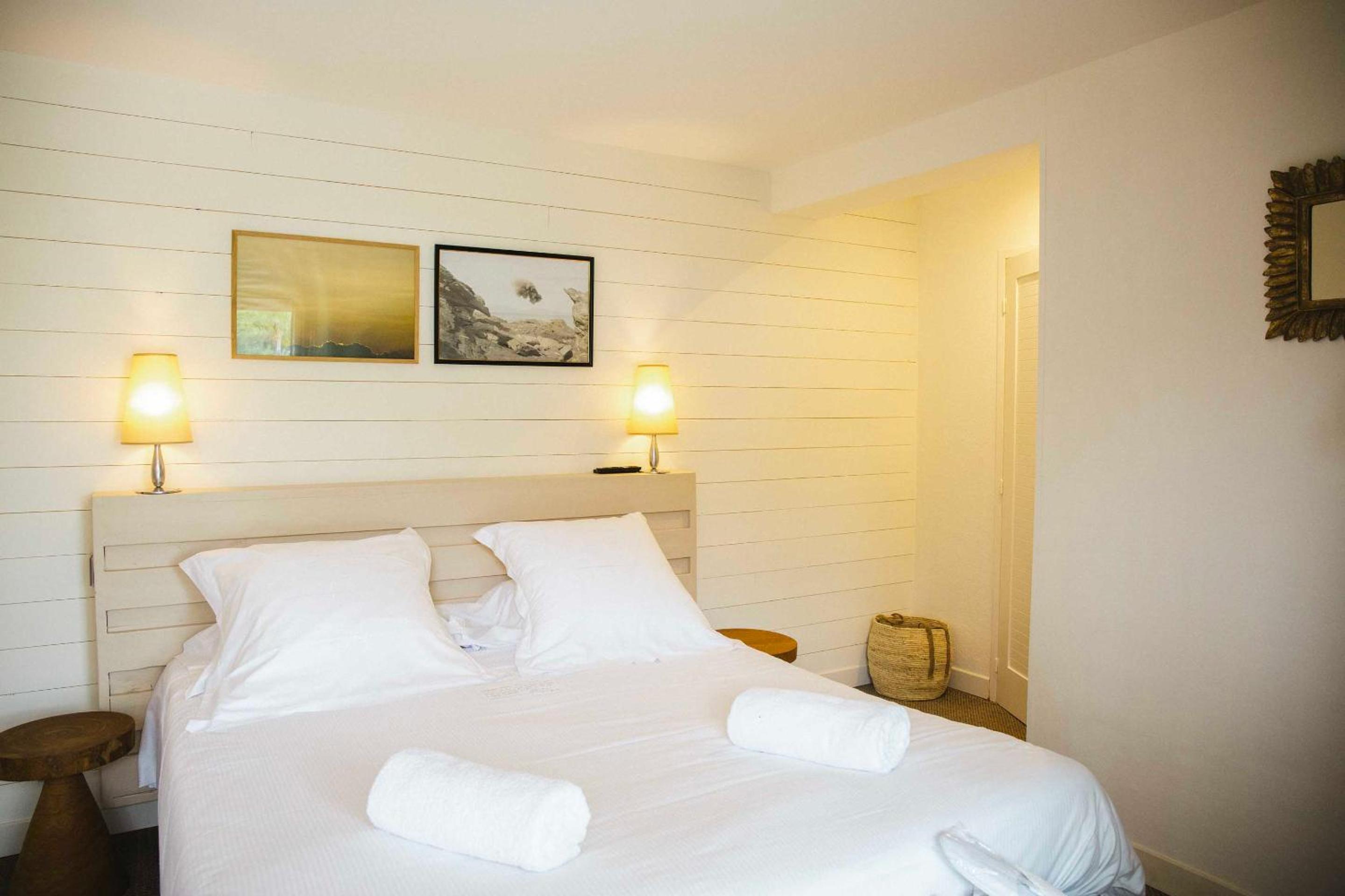 Les jardins de la presqu’île with private jacuzzi and Wellness Access - Photo 1