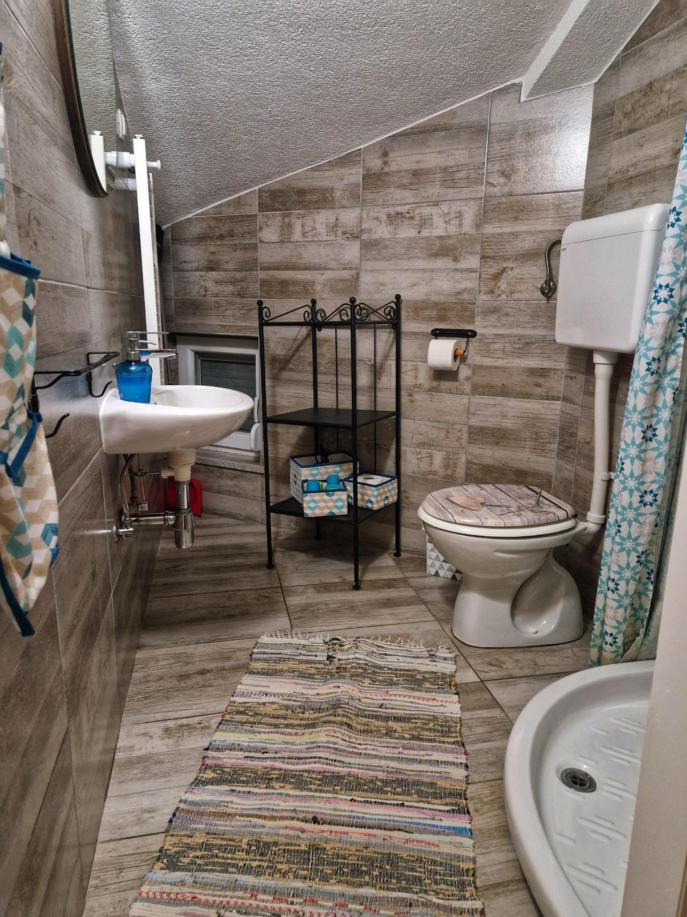 Apartment - Photo 19