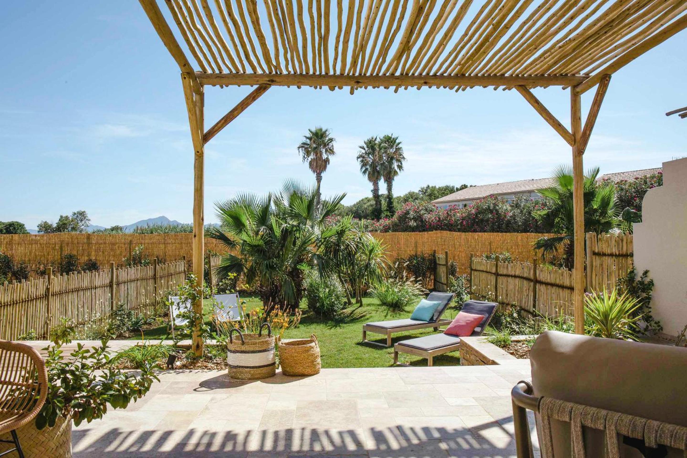 Les jardins de la presqu’île with private jacuzzi and Wellness Access - Photo 6