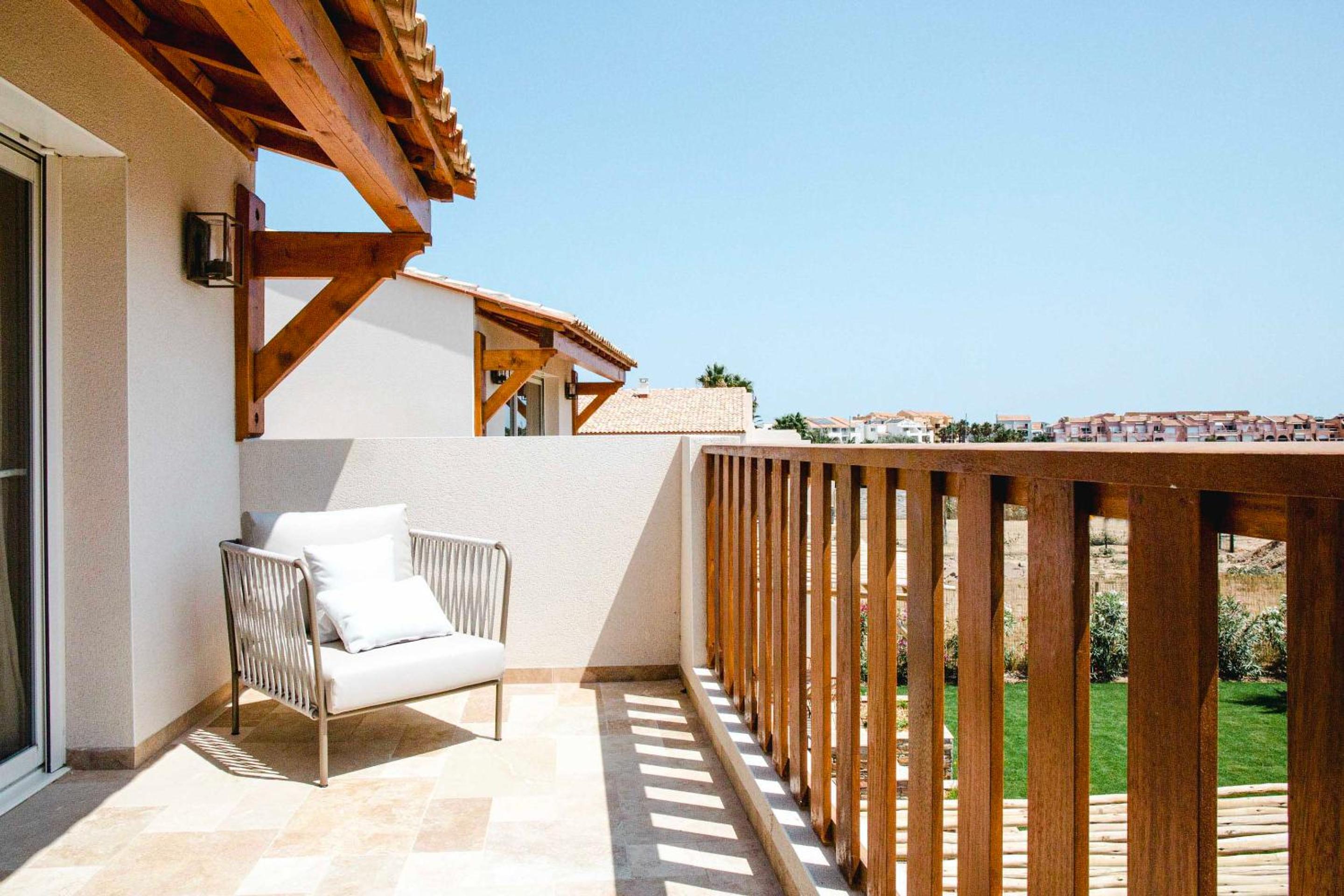 The terraces of the peninsula with private jacuzzi and Wellness Access - Photo 7